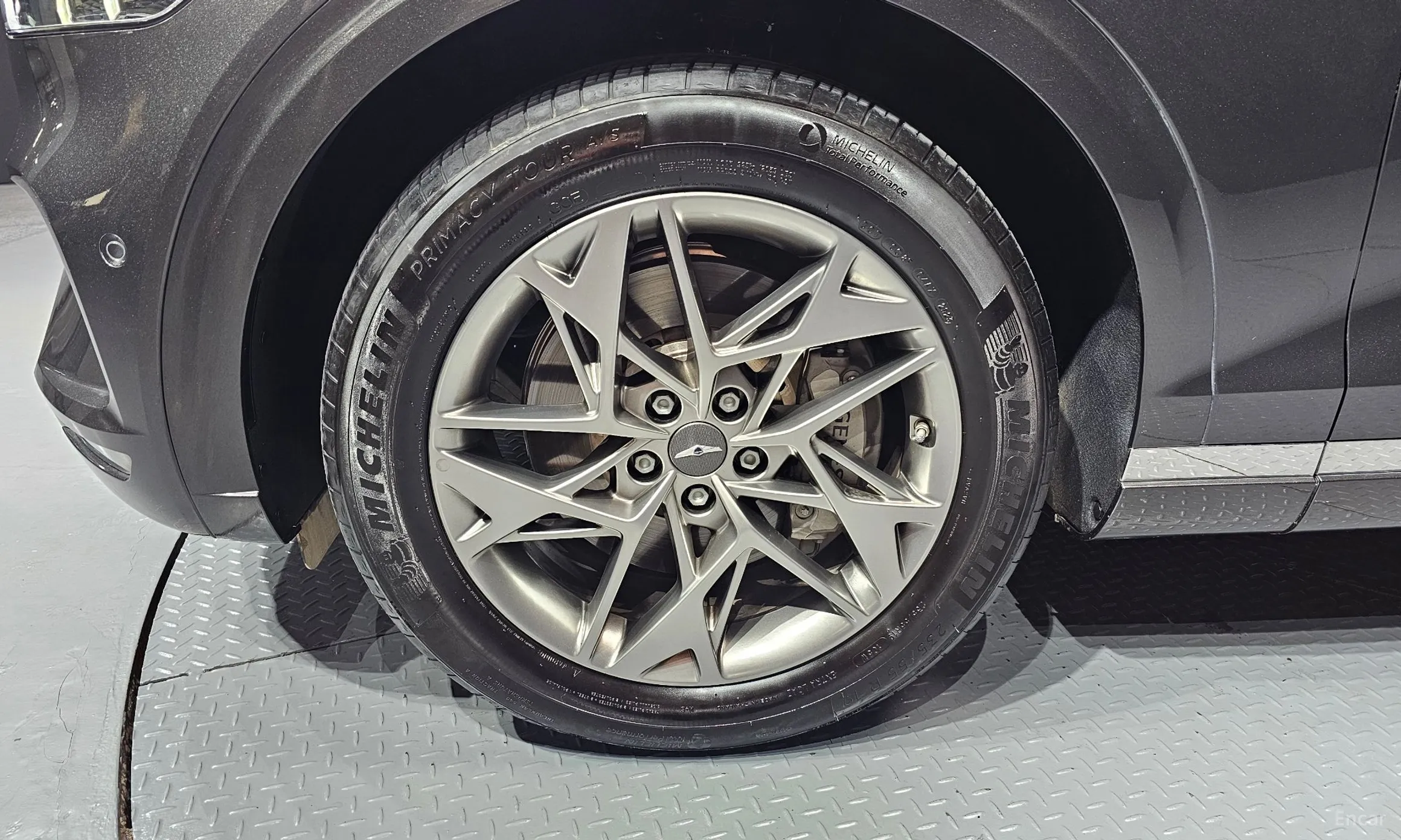 Genesis GV70 превью 5
