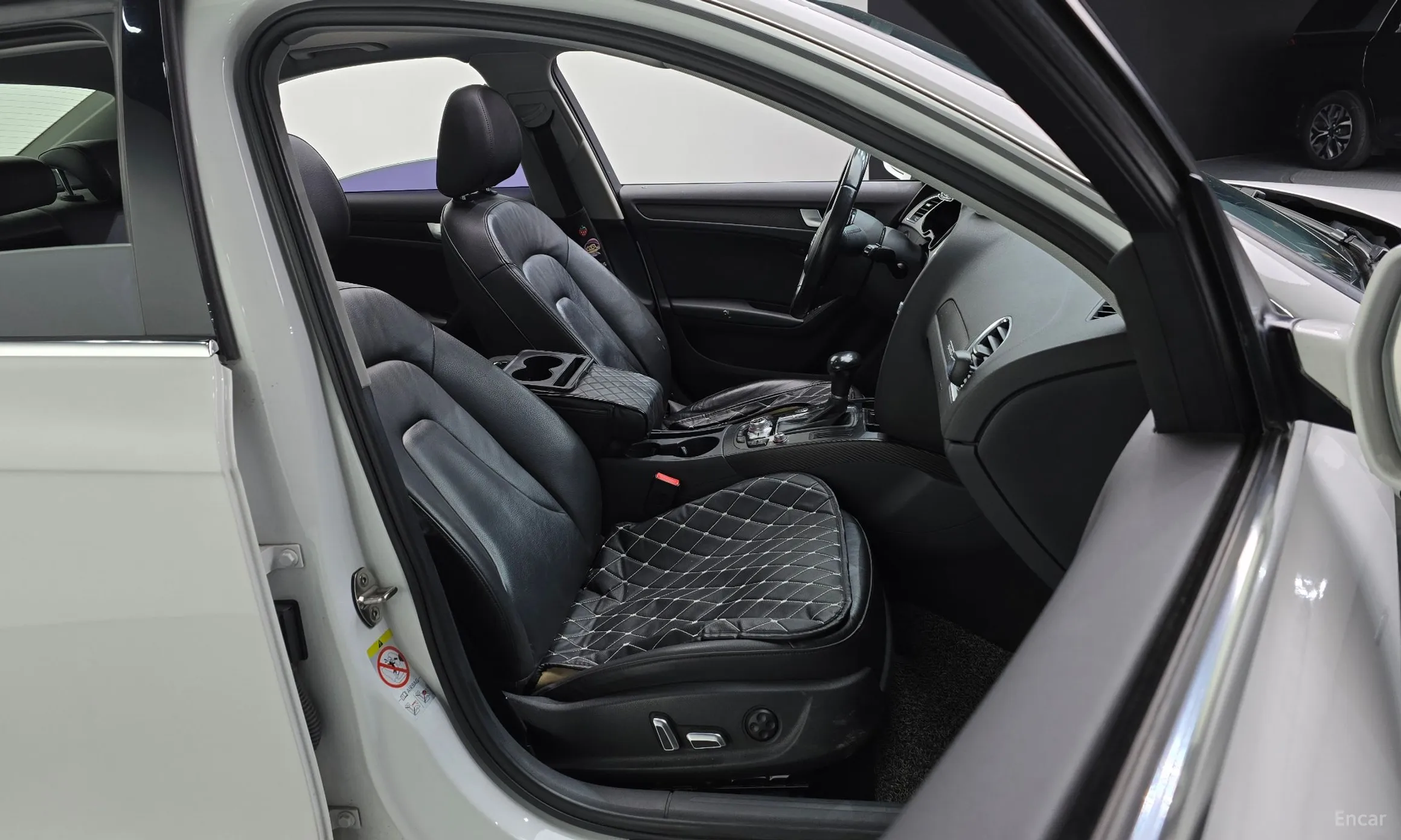 Audi New A4 превью 12