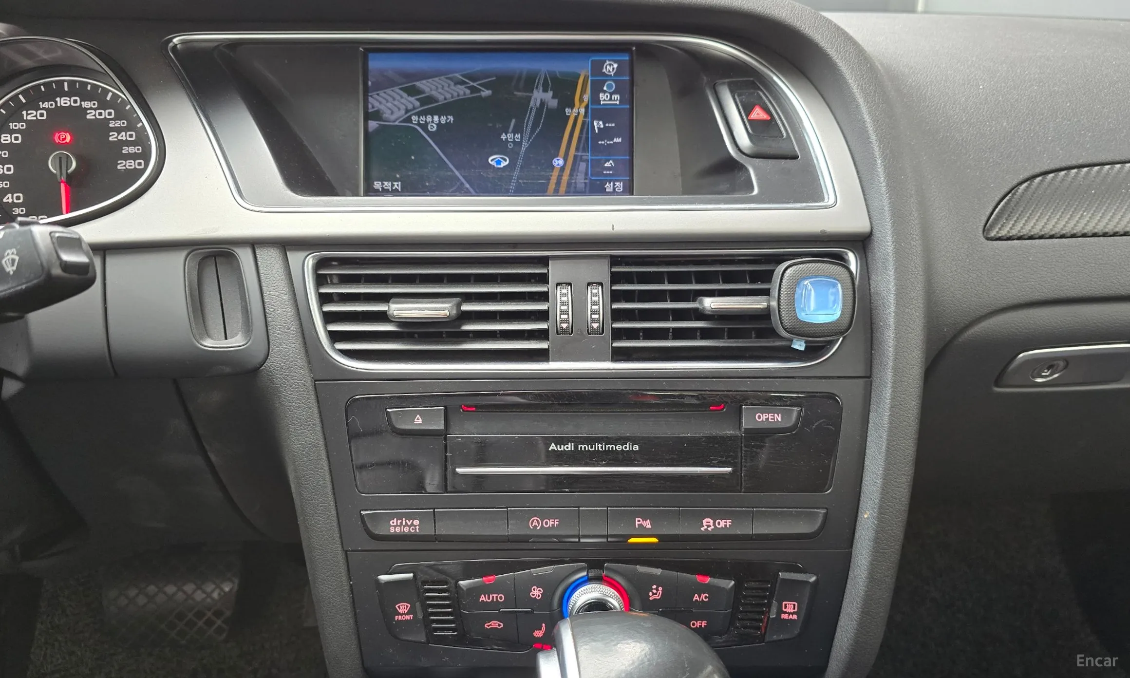 Audi New A4 превью 17
