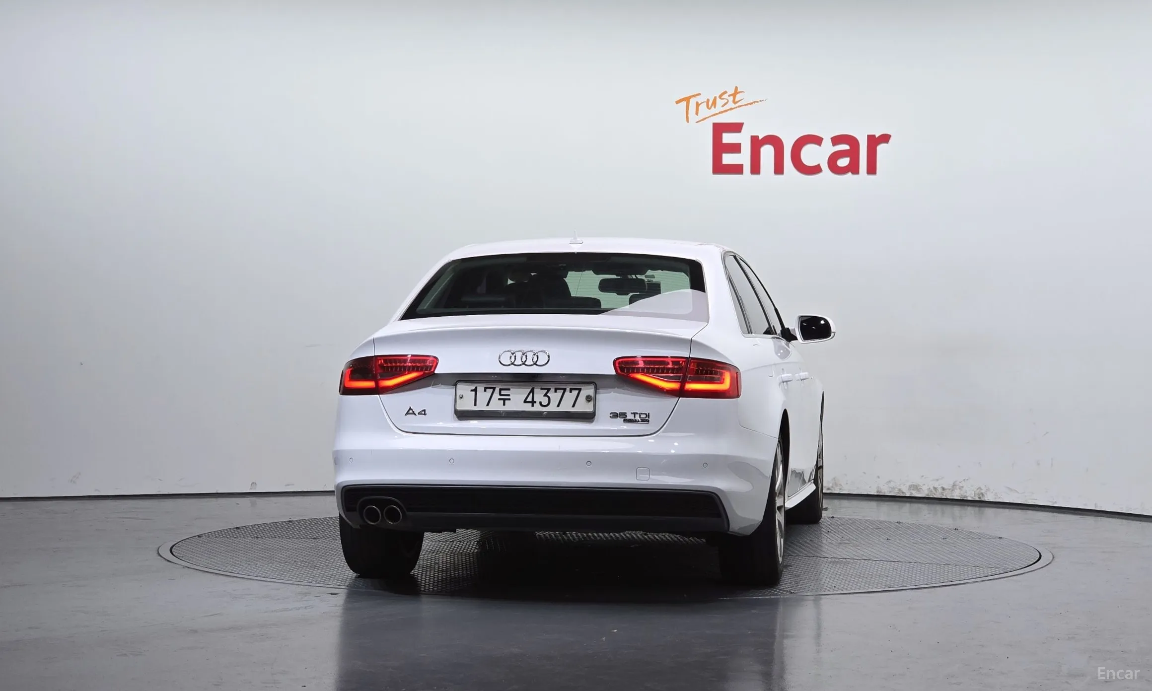 Audi New A4 превью 4
