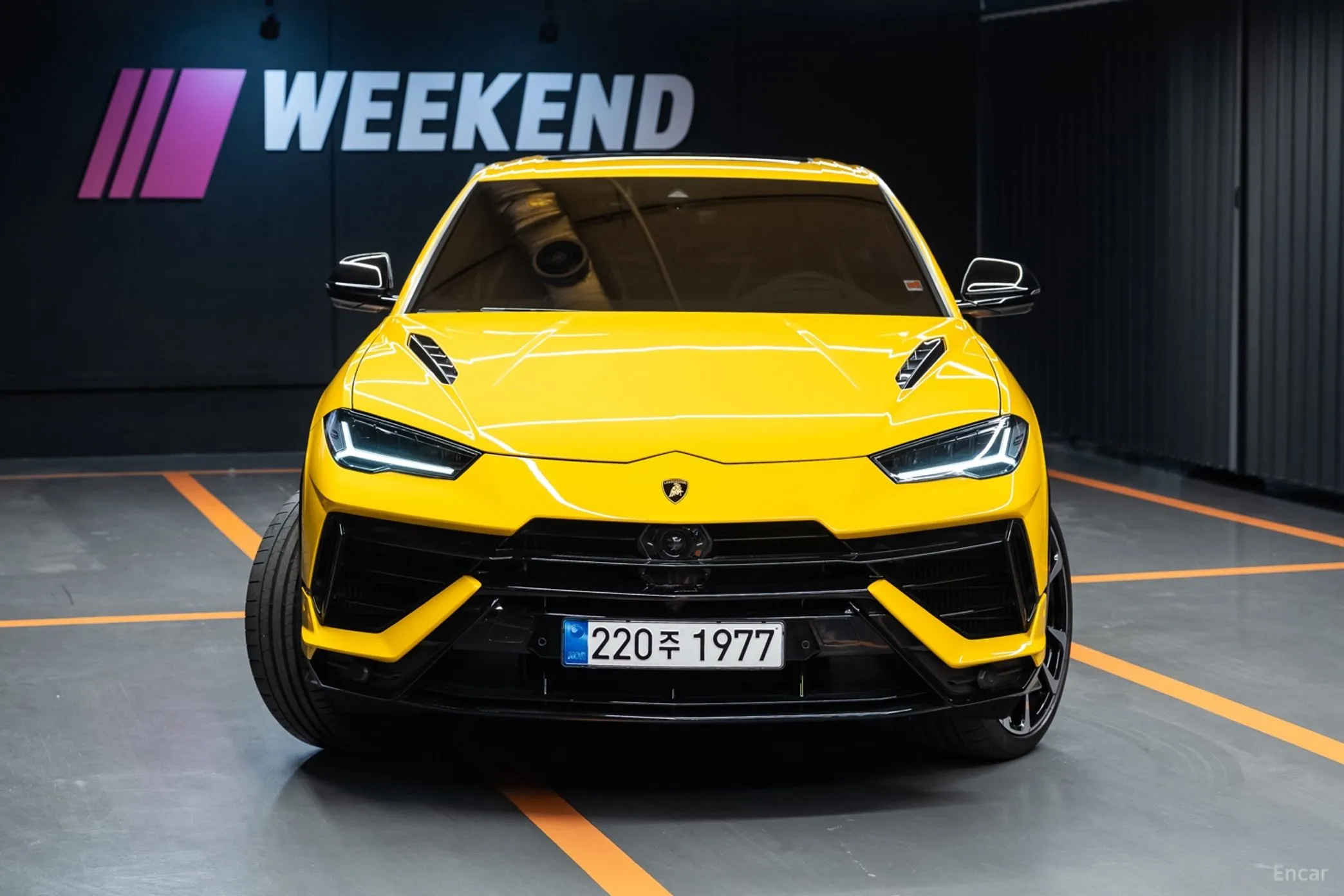 Lamborghini Urus превью 3