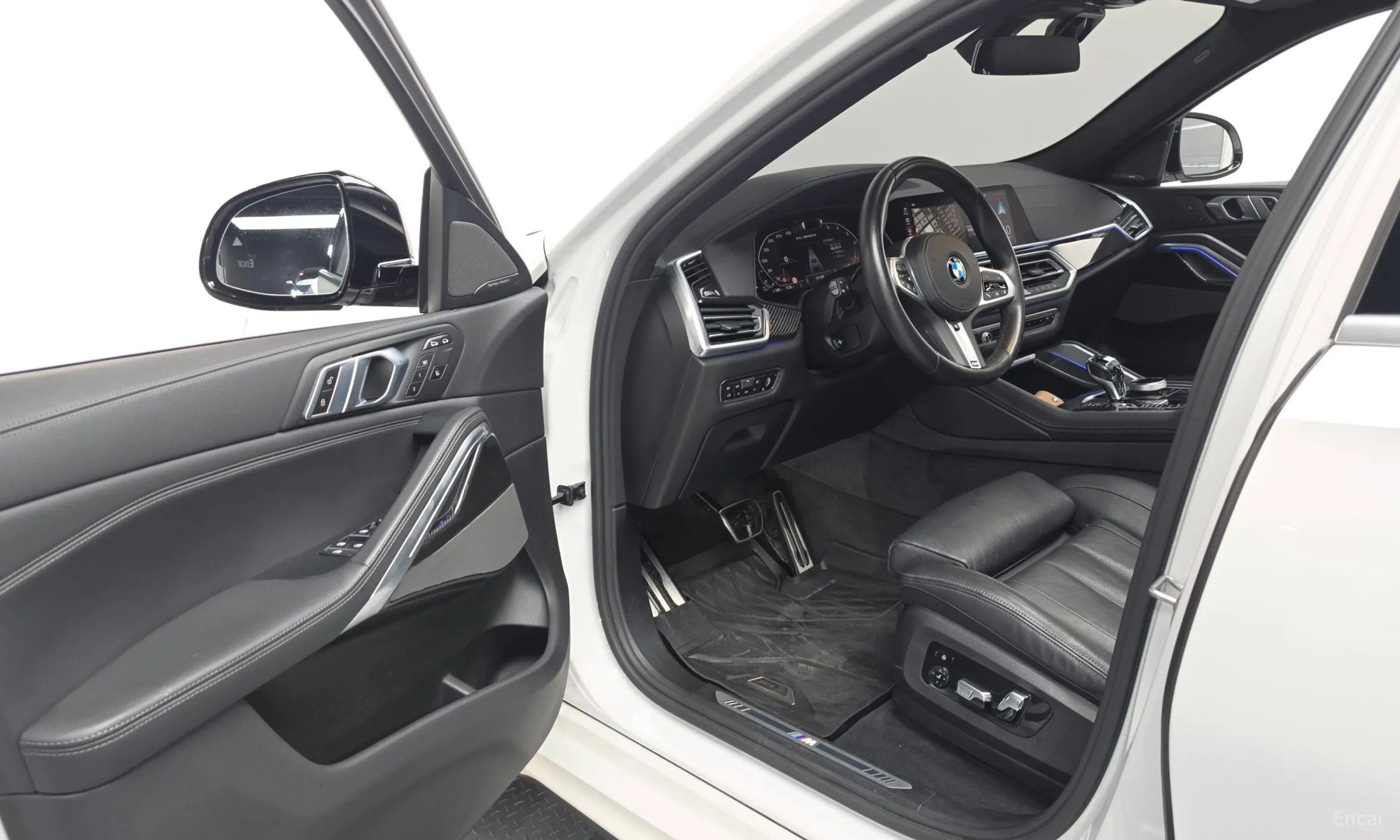 BMW X6 (G06) превью 10