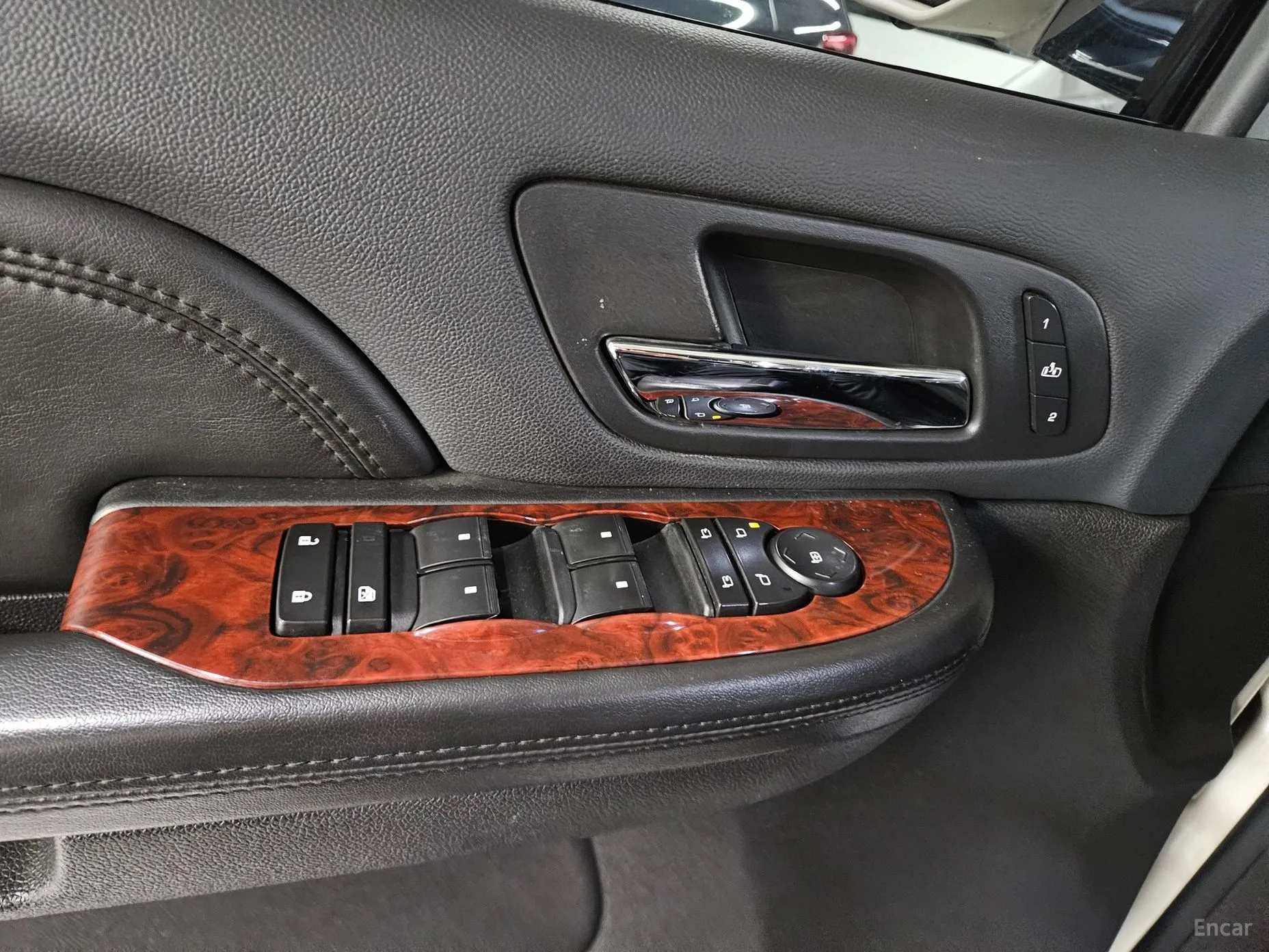 Cadillac Escalade превью 16