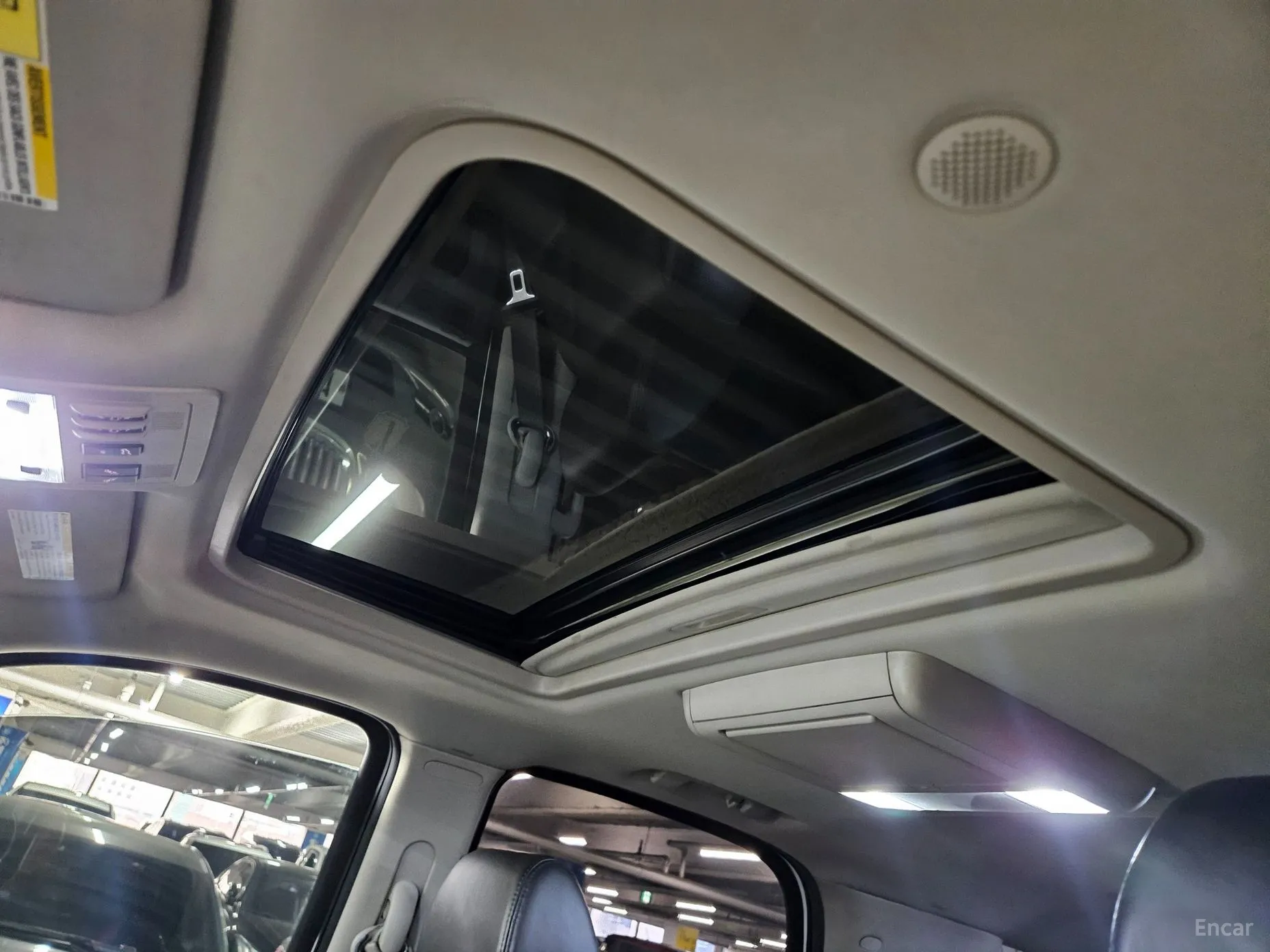 Cadillac Escalade превью 18