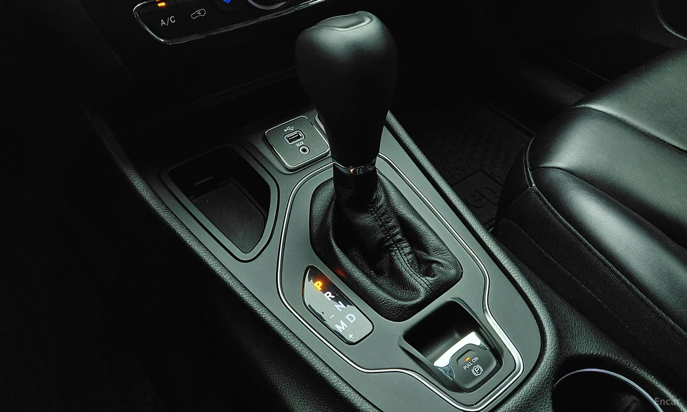 Jeep Cherokee (KL) превью 9