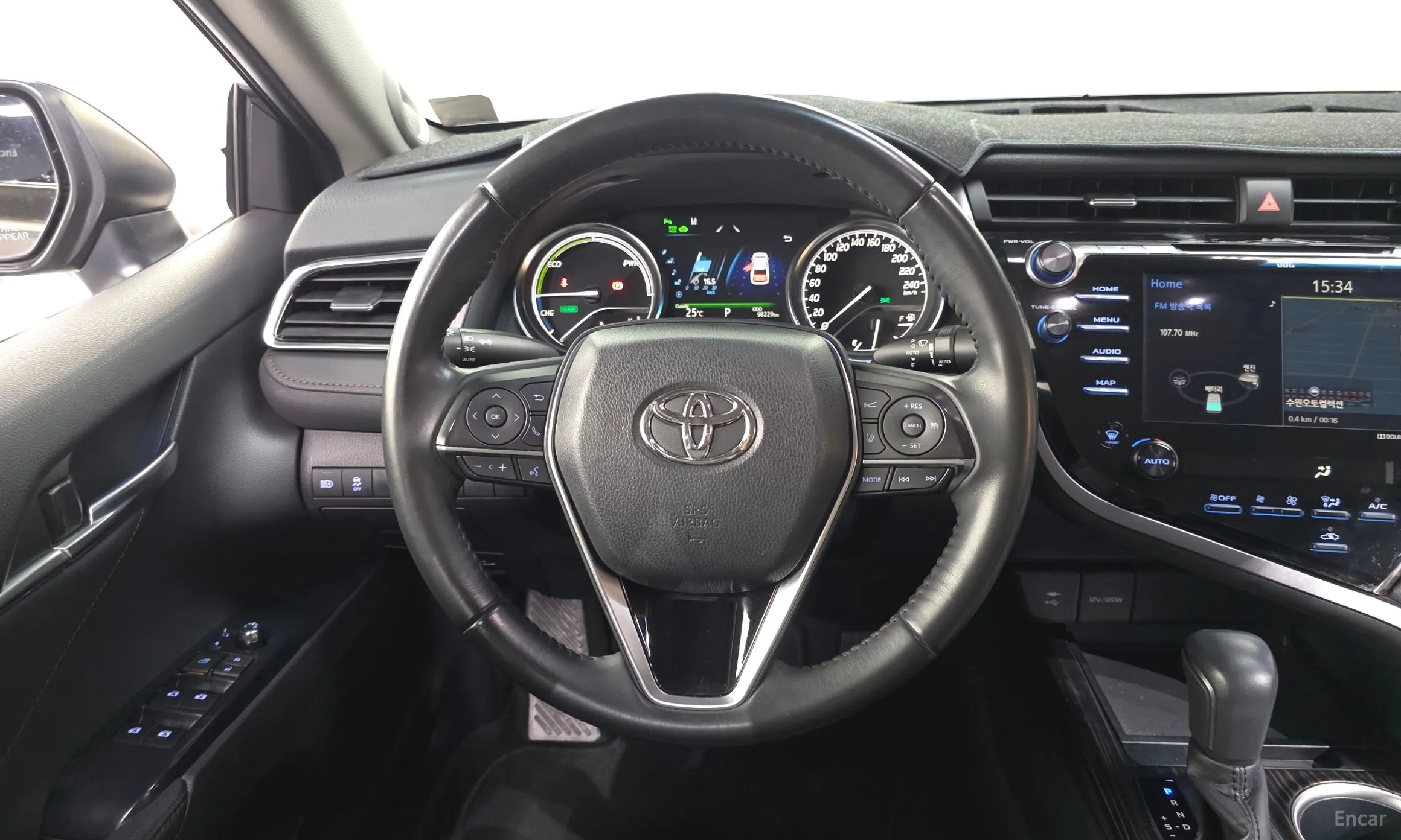 Toyota Camry (XV70) превью 13