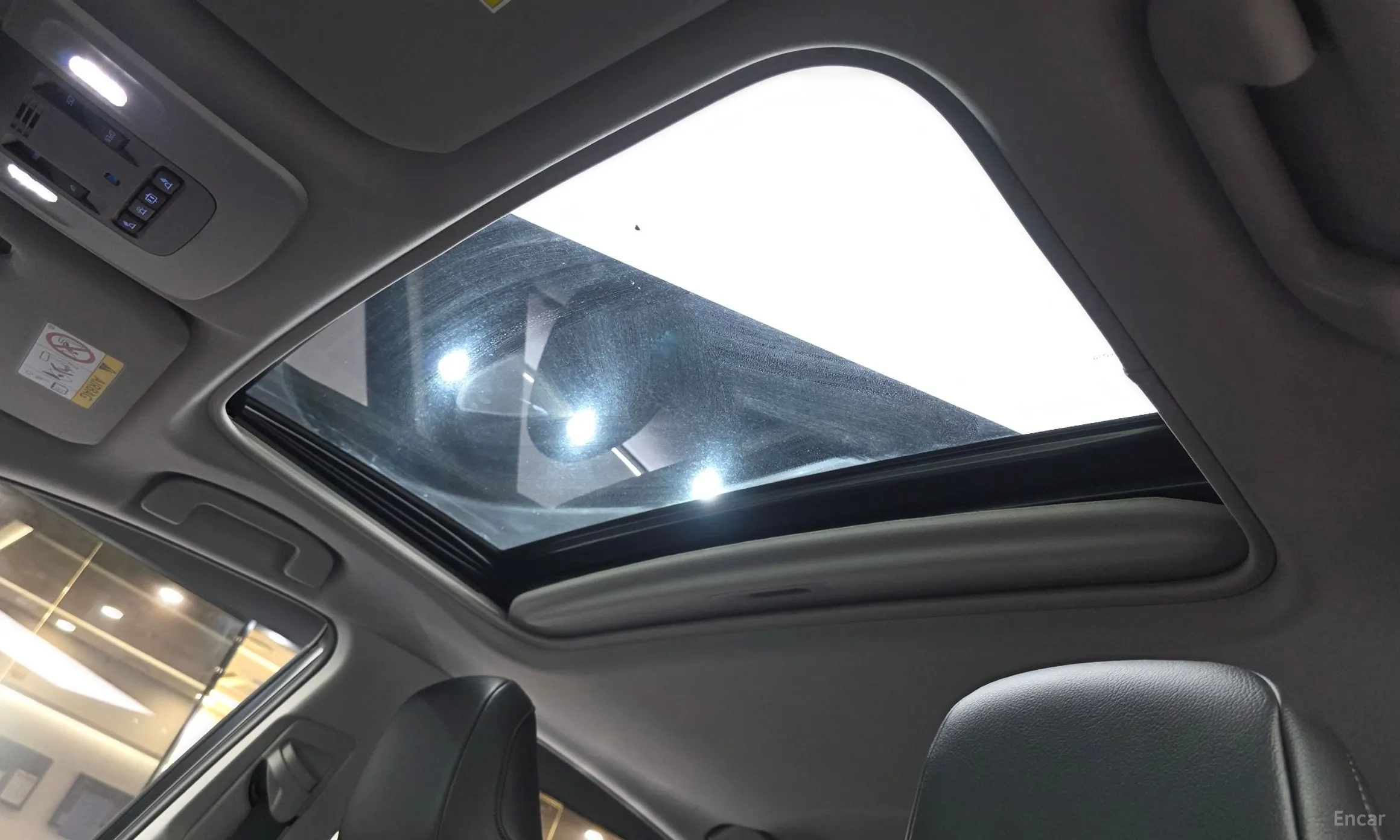 Toyota Camry (XV70) превью 19