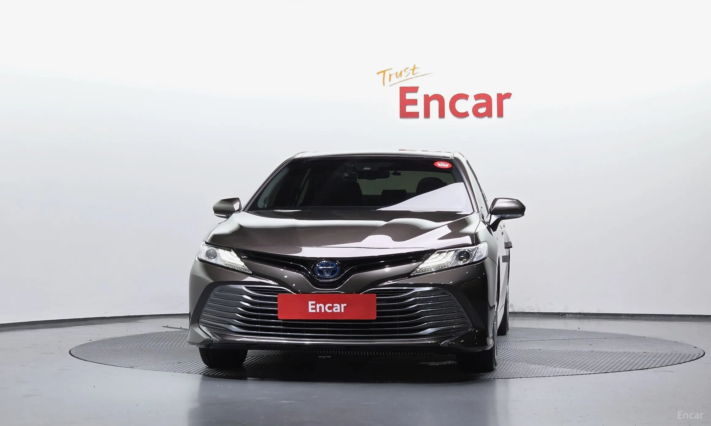 Toyota Camry (XV70) превью 3