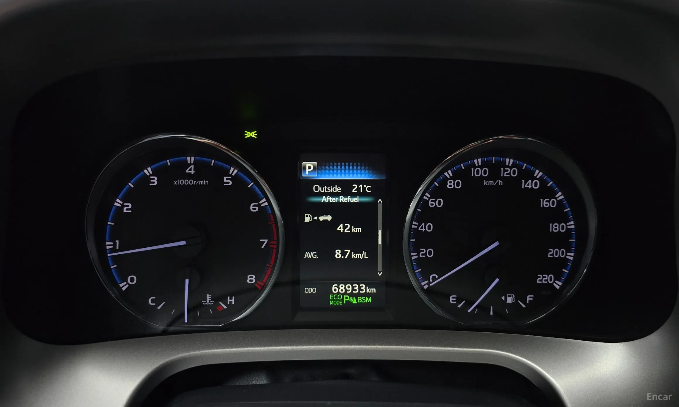 Toyota RAV4 превью 8