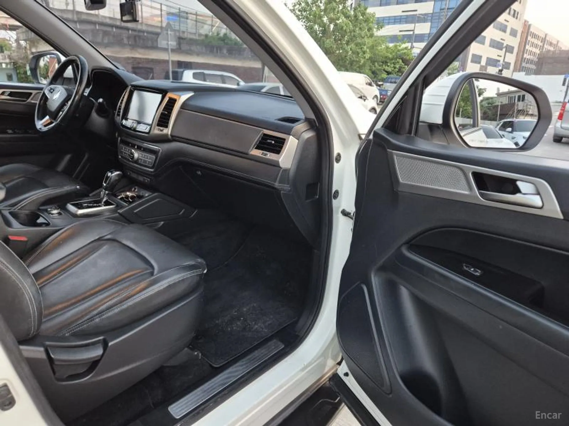 KG Mobility (SsangYong) Rexton Sports превью 11