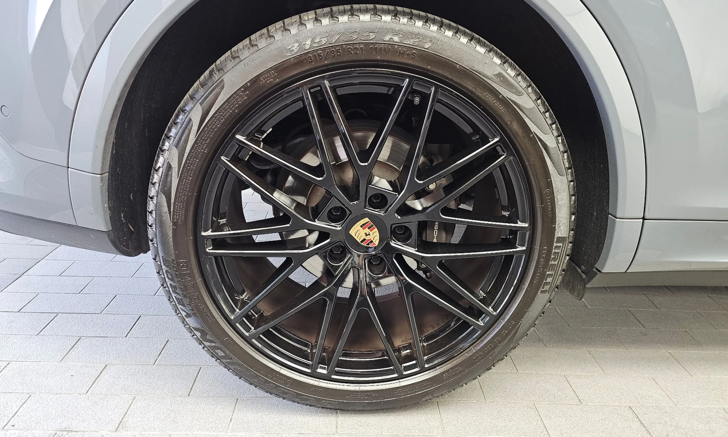 Porsche Cayenne (PO536) превью 5