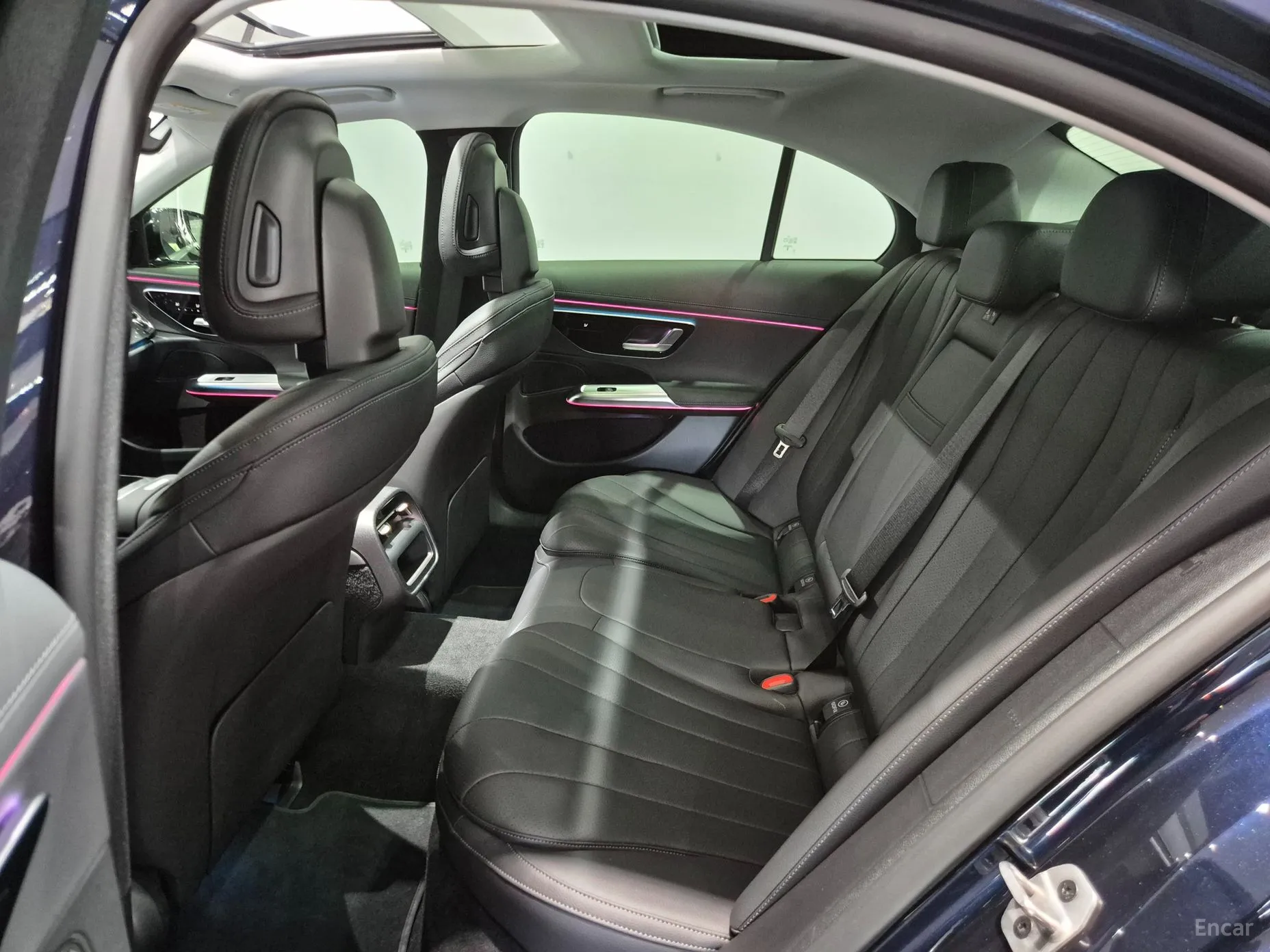 Mercedes Benz E-Class W214 превью 11