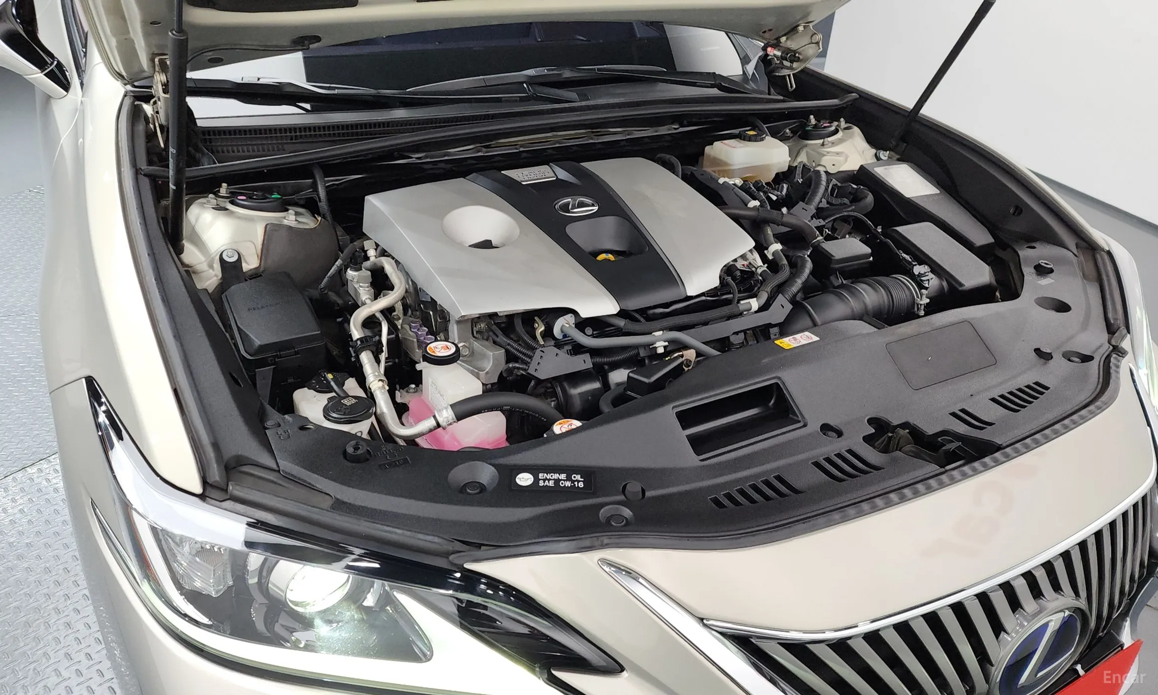 Lexus ES300h 7th Generation превью 6