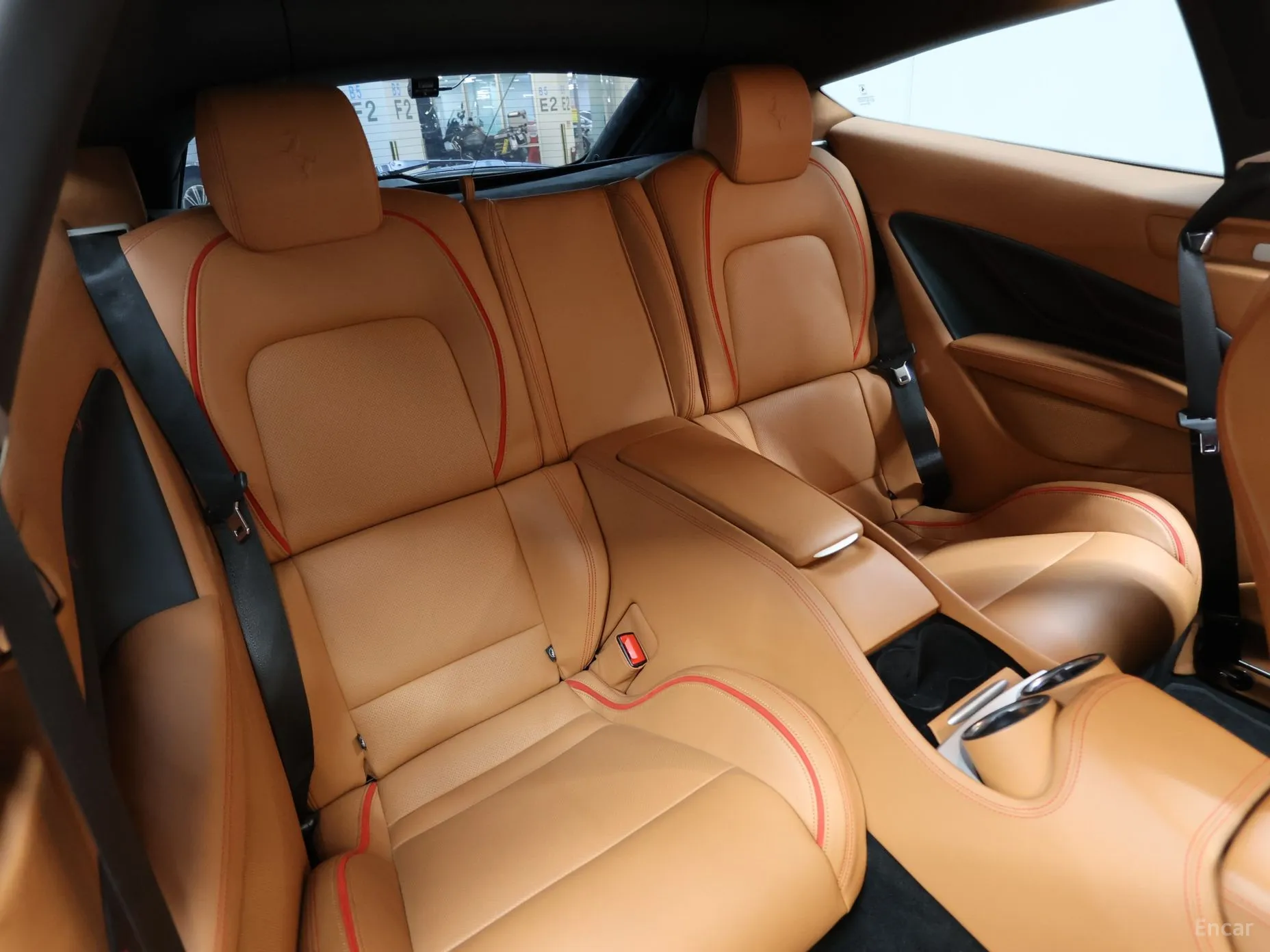 Ferrari FF превью 19