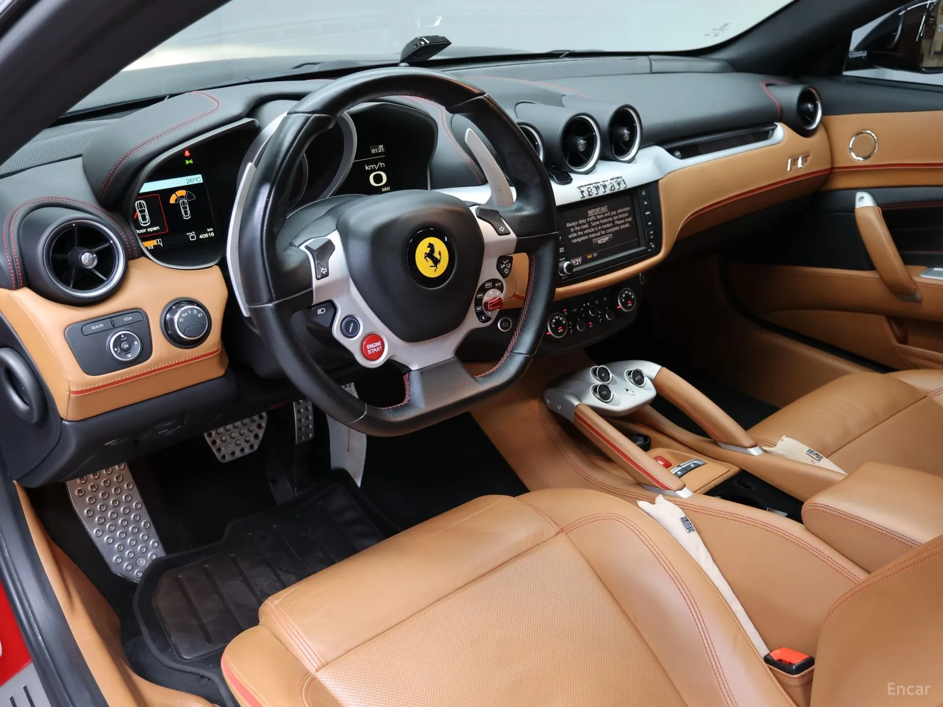 Ferrari FF превью 7