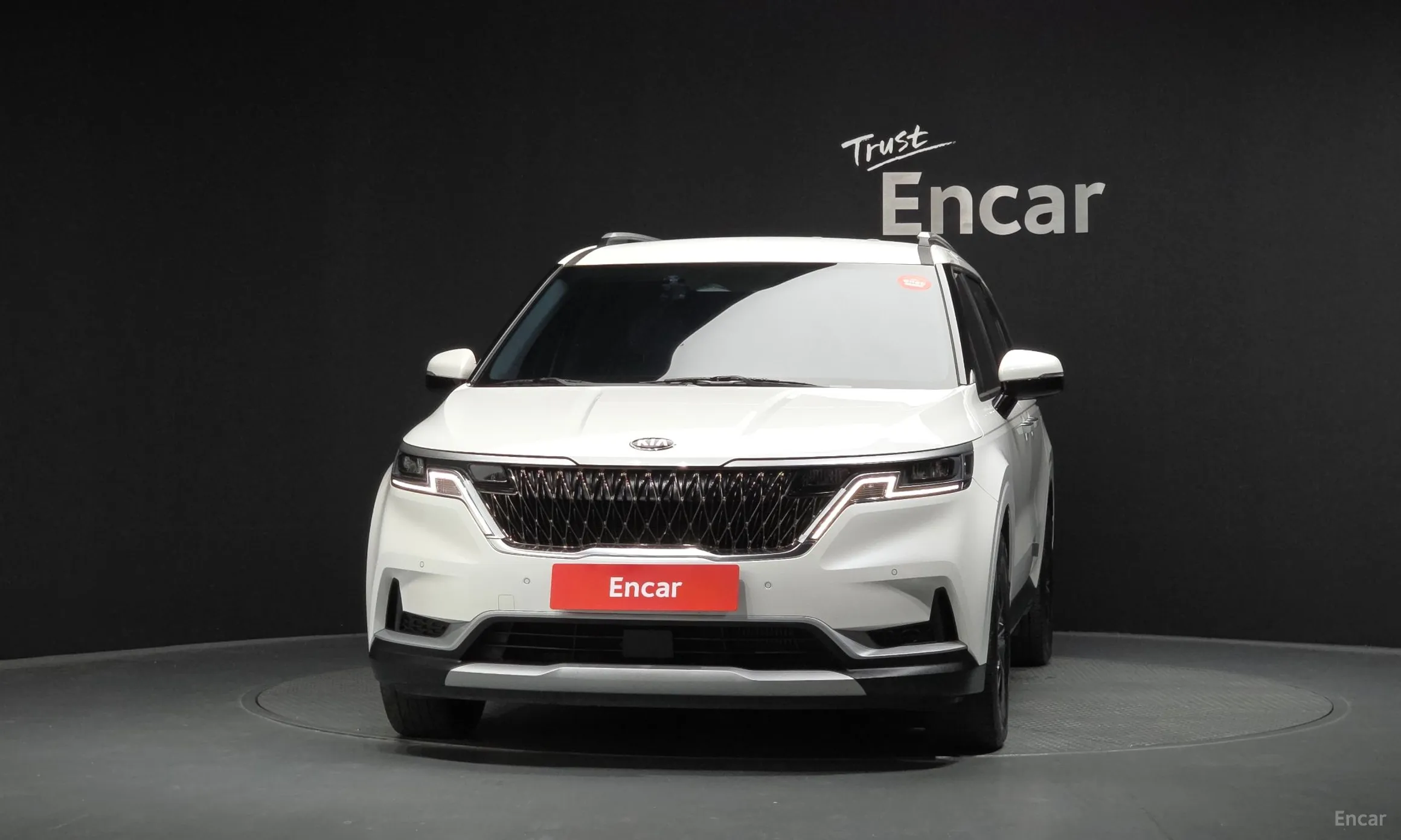 Kia Carnival Gen 4 превью 3