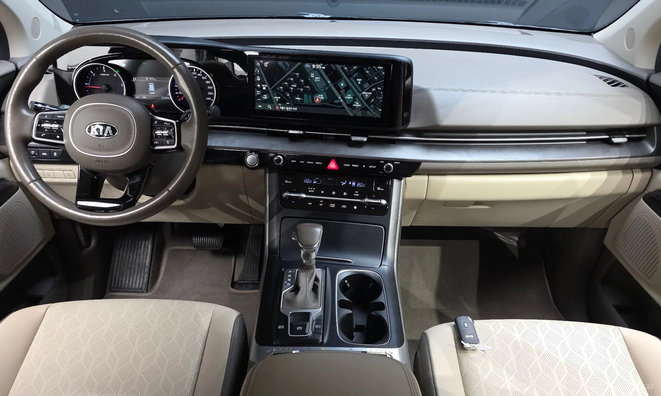 Kia Carnival Gen 4 превью 7