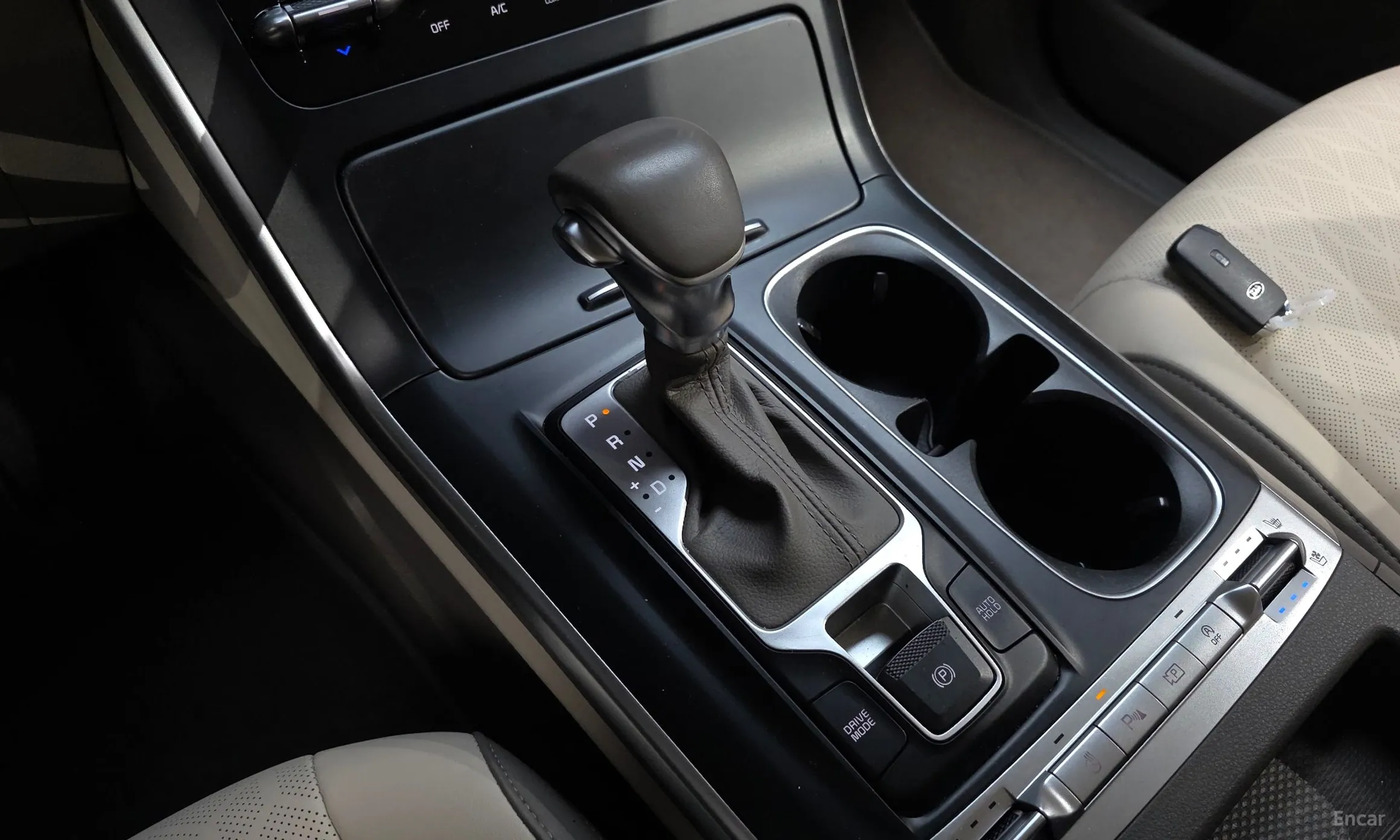 Kia Carnival Gen 4 превью 9