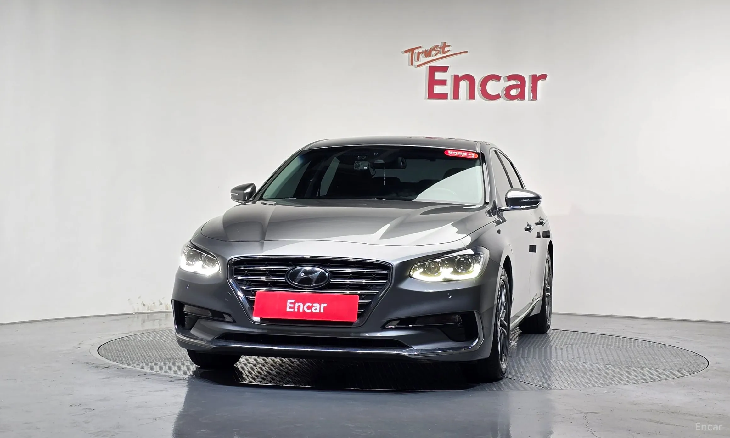 Hyundai Grandeur IG превью 3