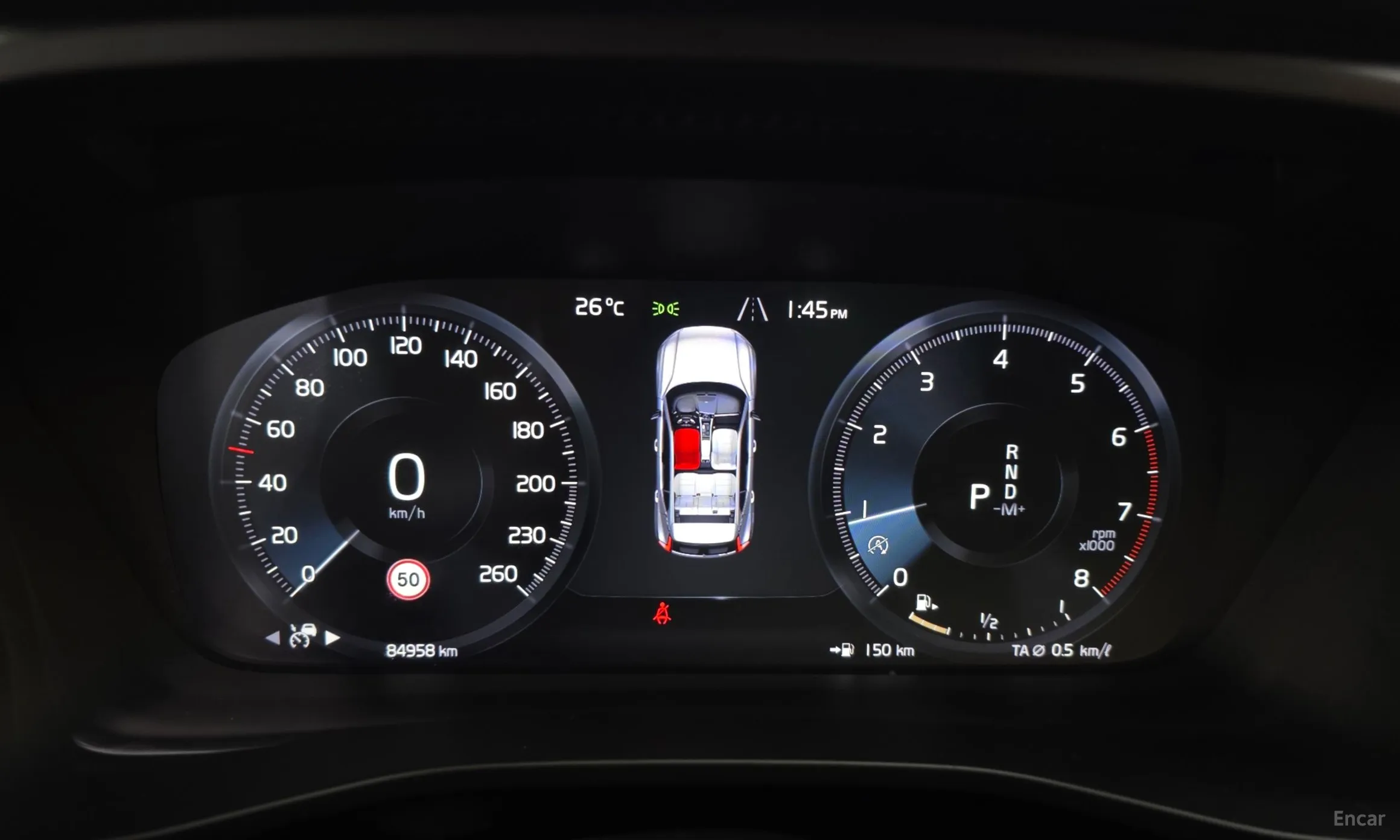 Volvo XC40 превью 8