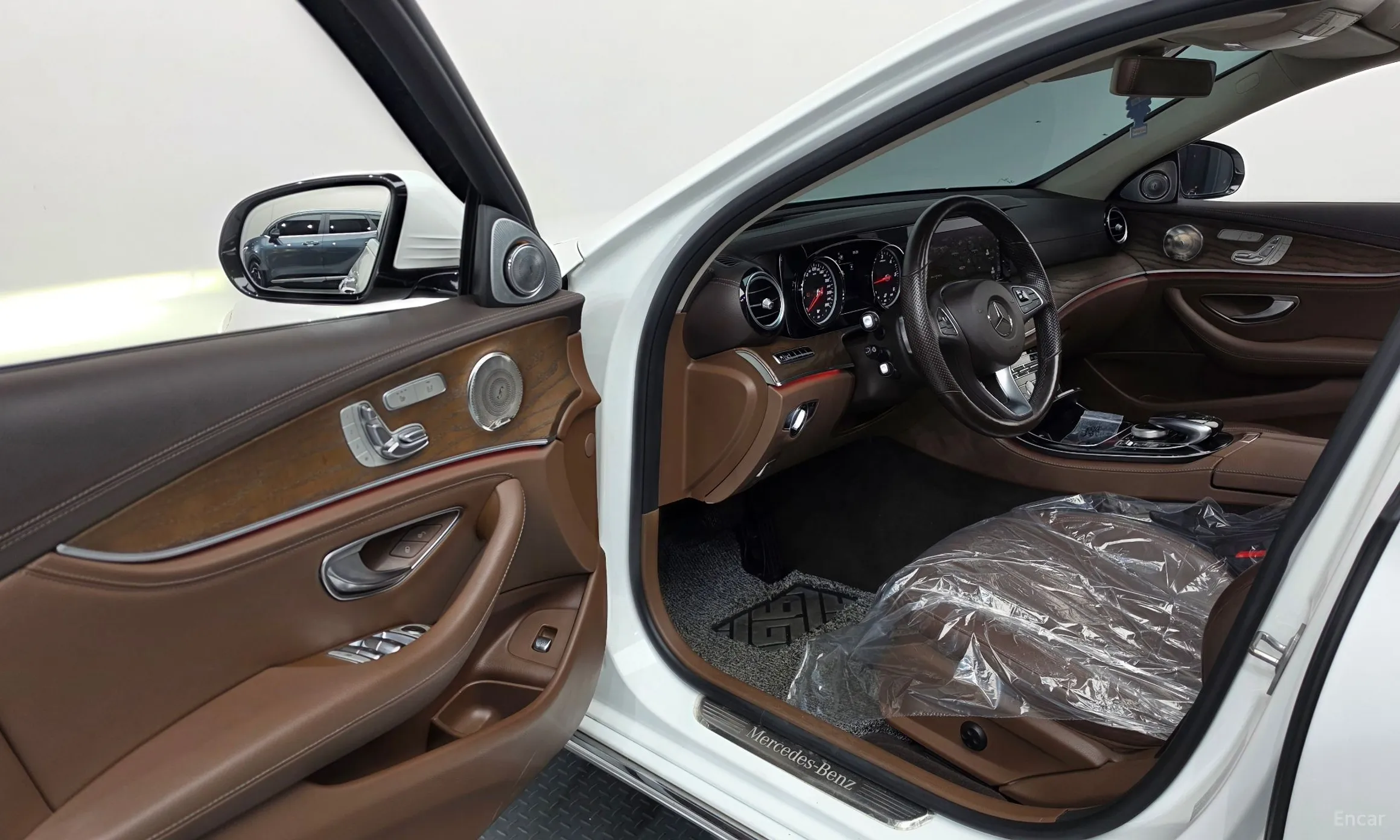 Mercedes Benz E-Class W213 превью 10