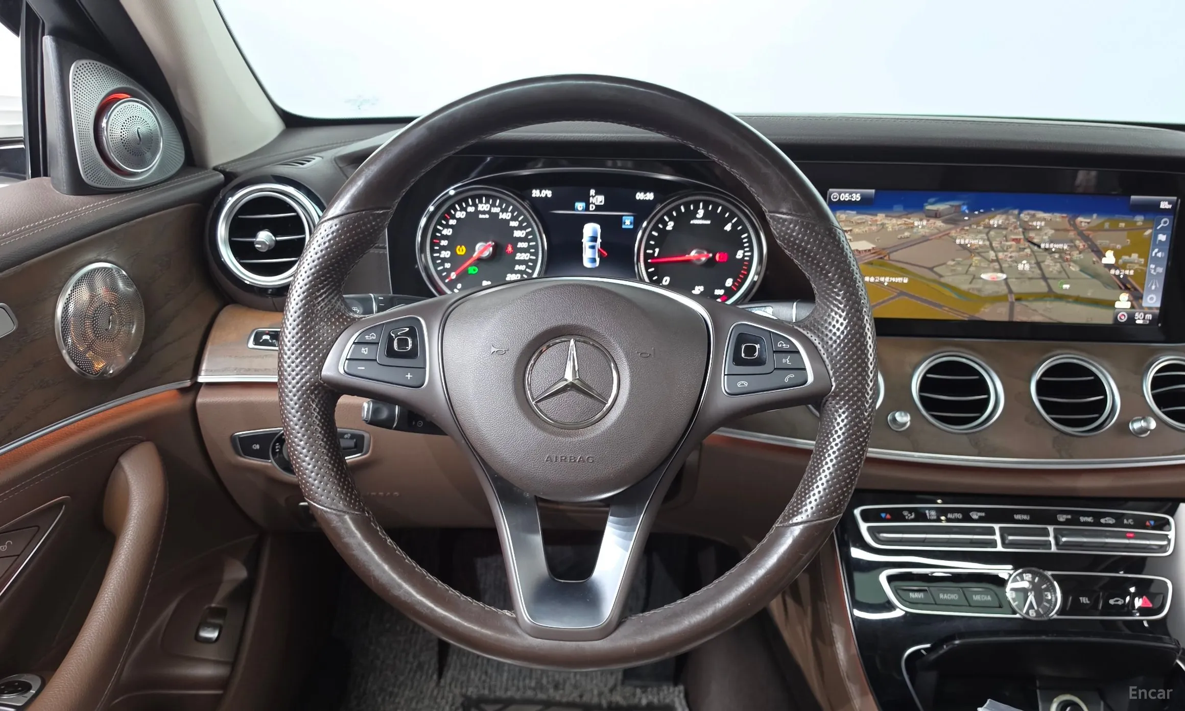 Mercedes Benz E-Class W213 превью 12