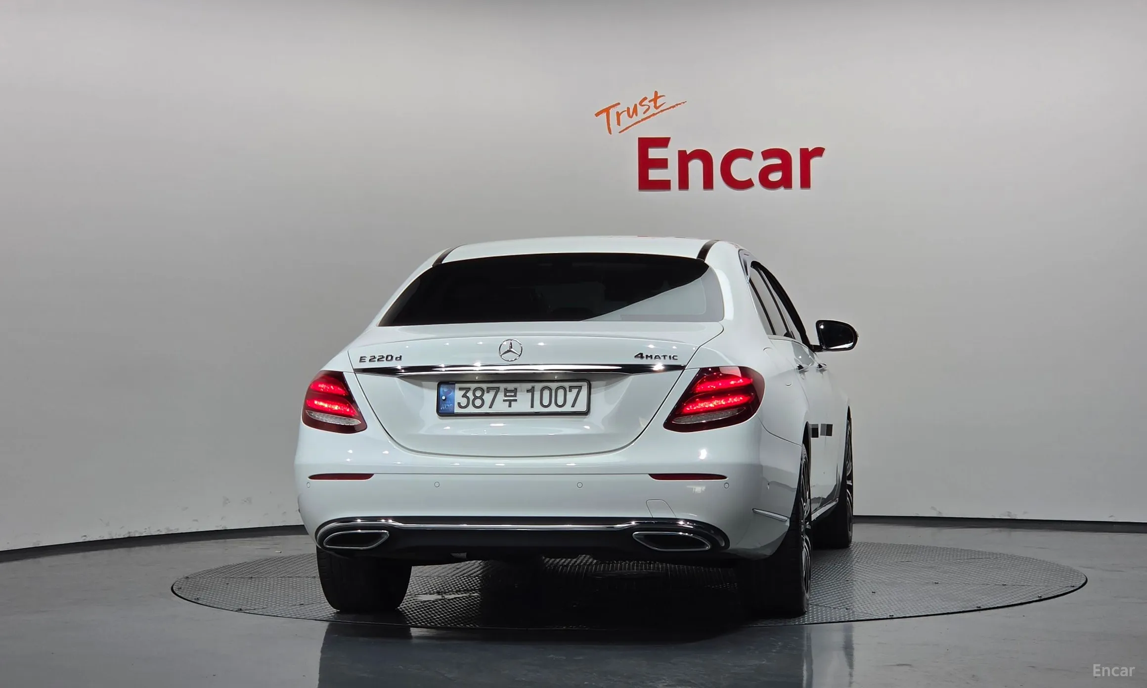 Mercedes Benz E-Class W213 превью 4