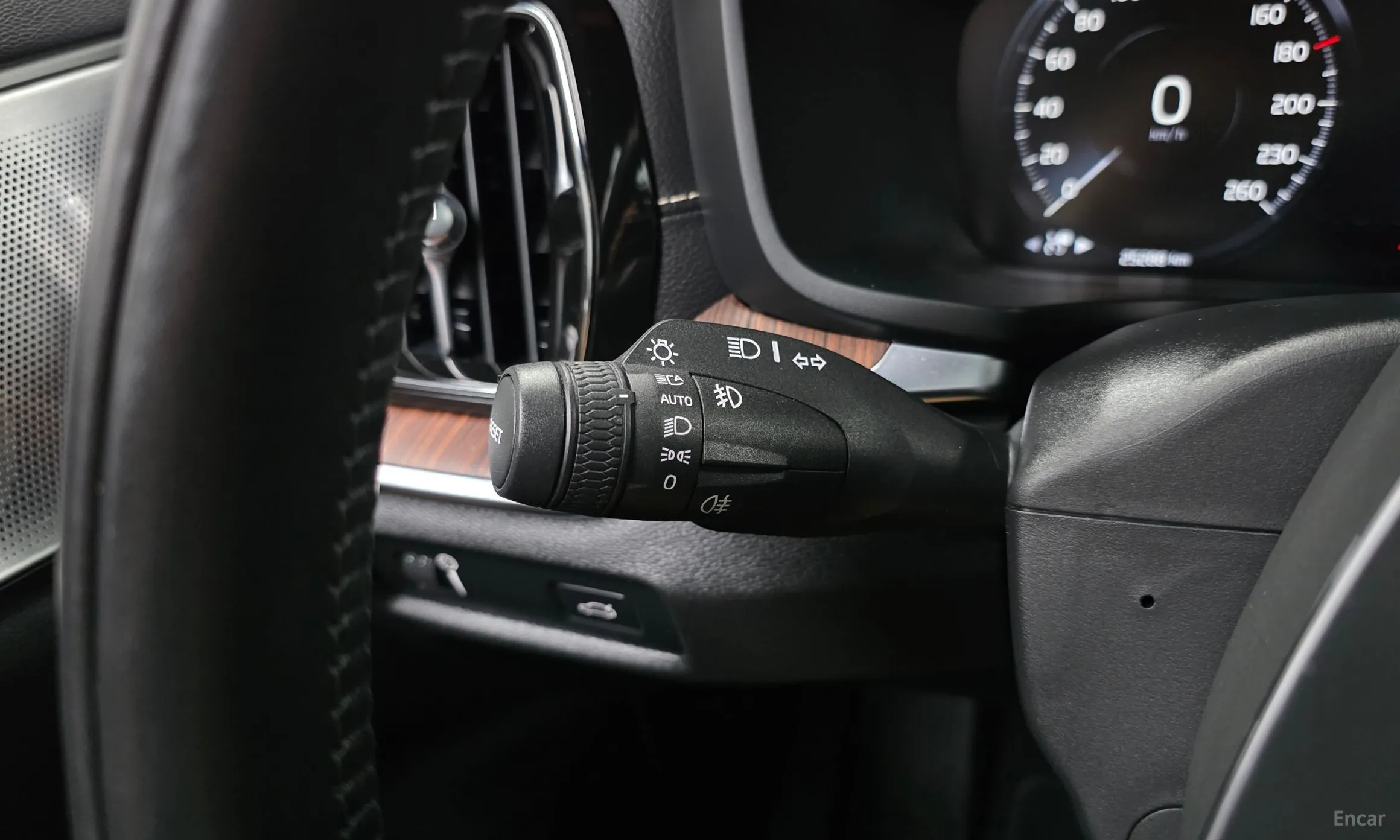 Volvo S60 3rd Generation превью 18