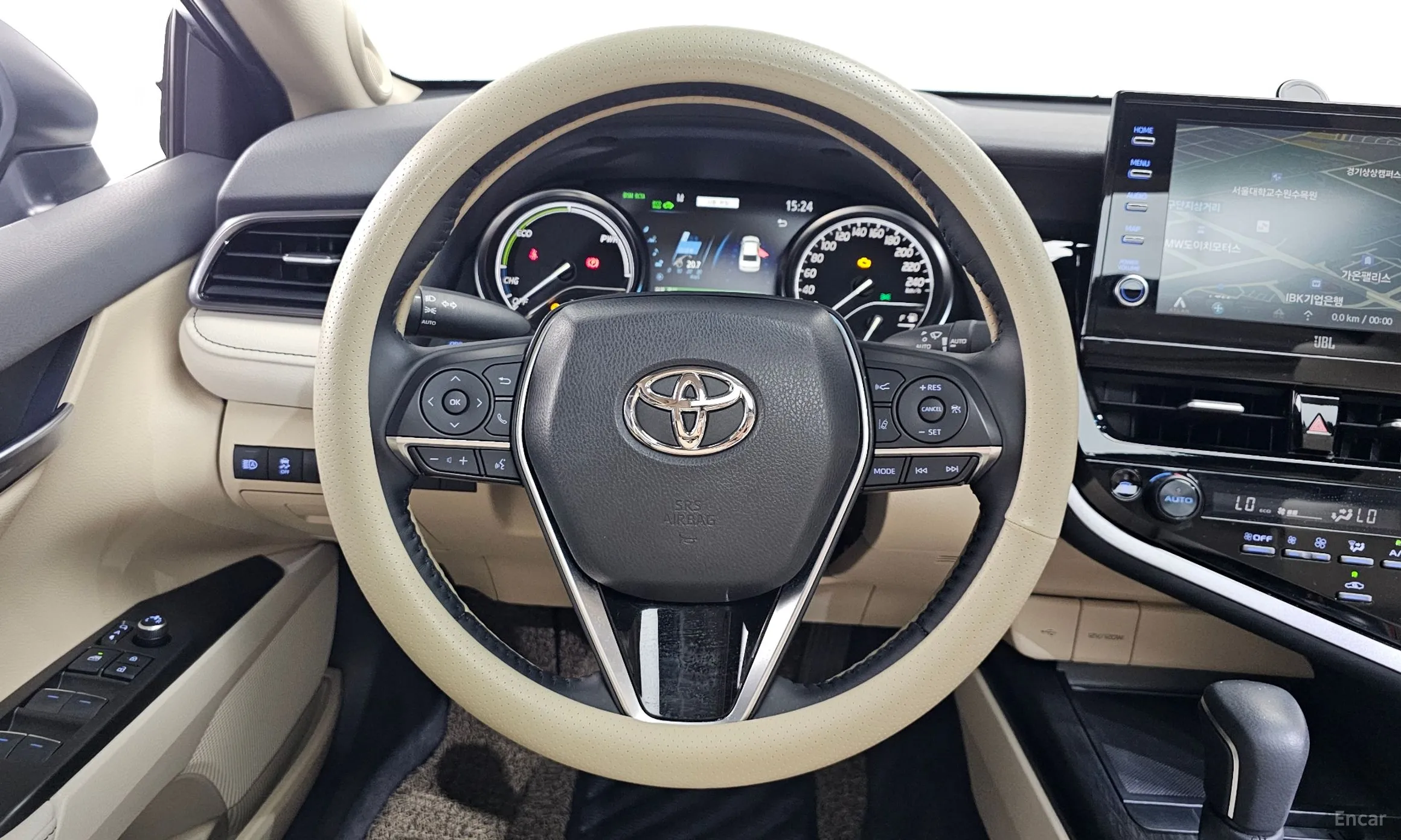 Toyota Camry (XV70) превью 13