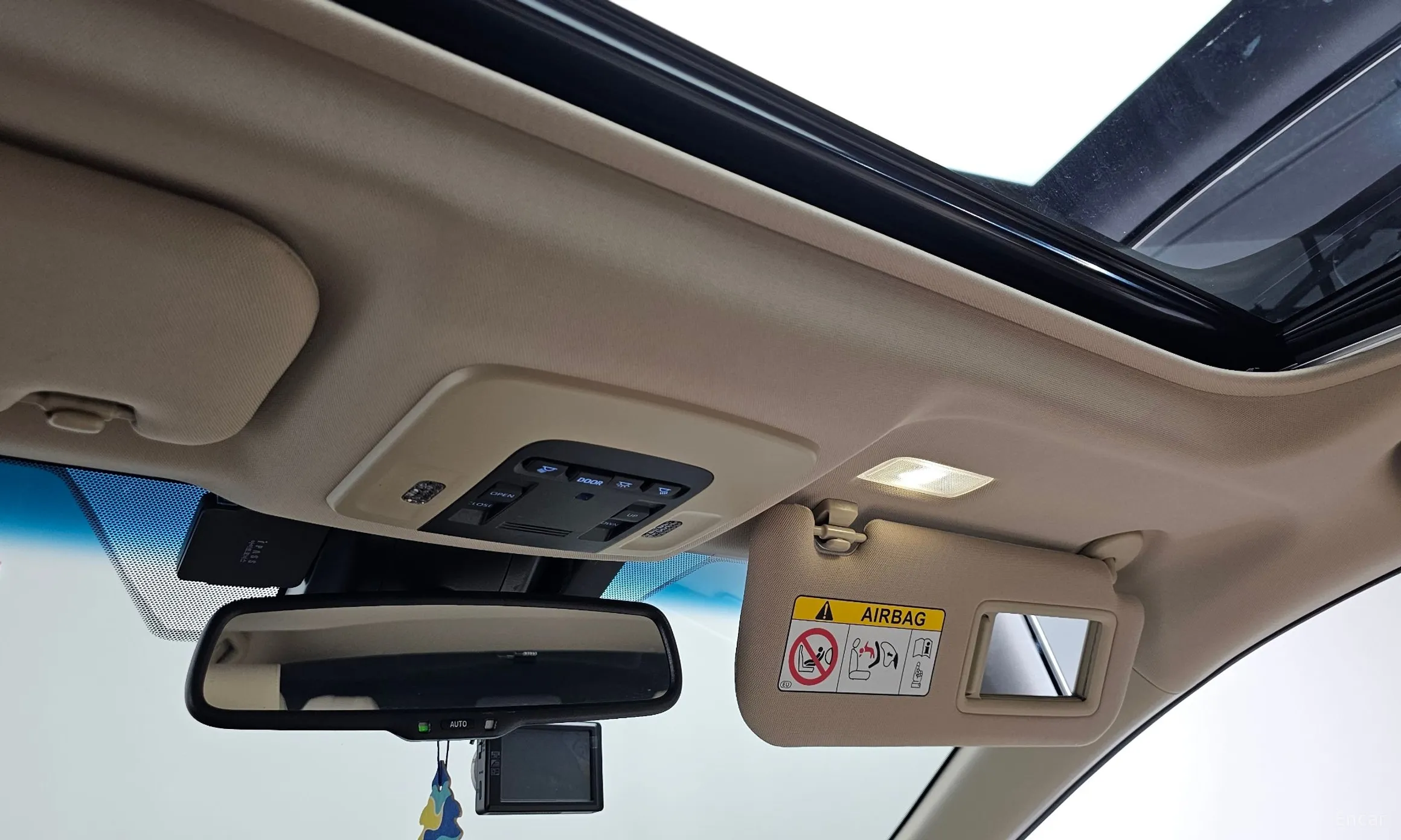 Toyota Camry (XV70) превью 19