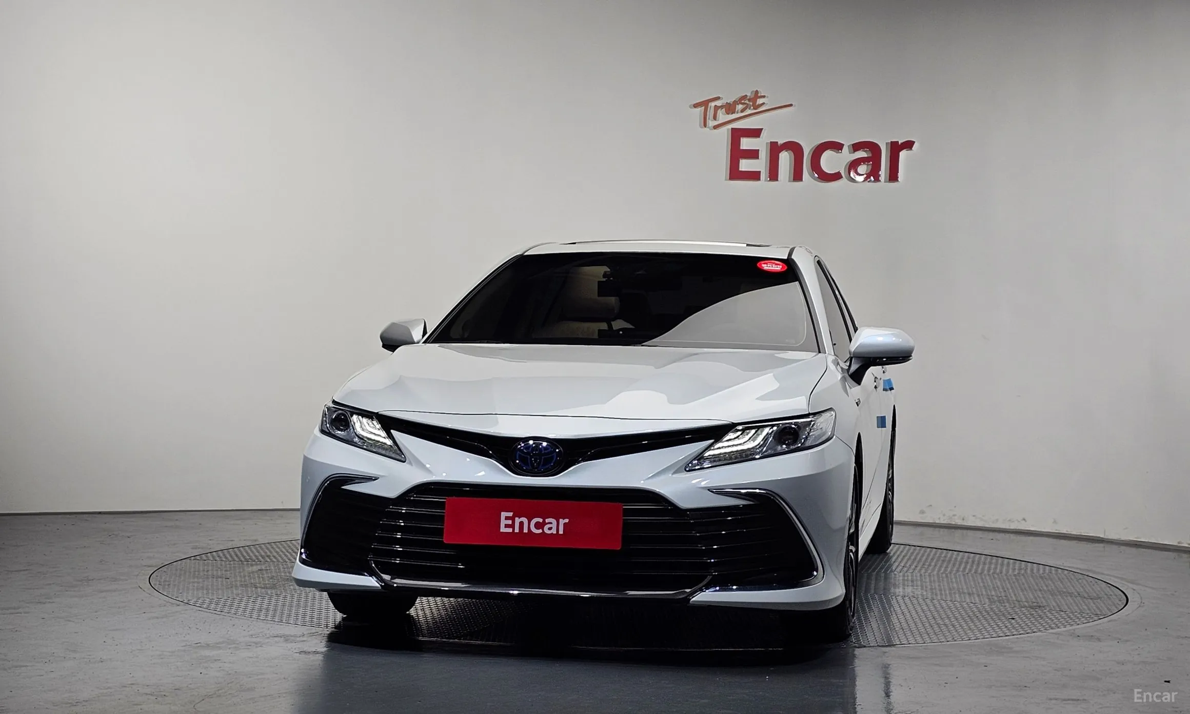Toyota Camry (XV70) превью 3