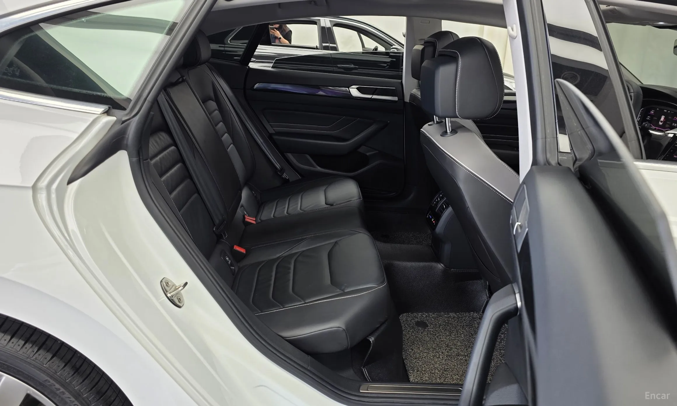 Volkswagen Ateon превью 12