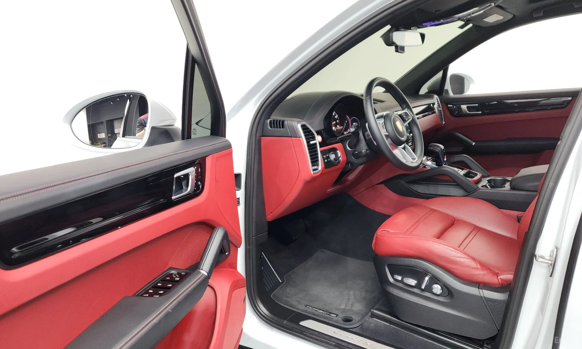 Porsche Cayenne (PO536) превью 10
