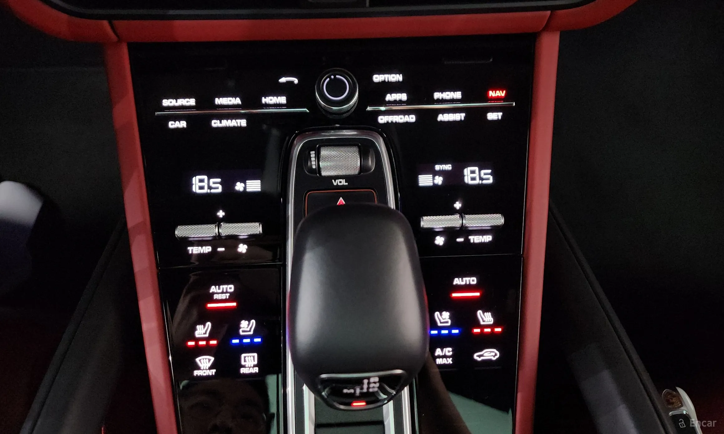 Porsche Cayenne (PO536) превью 16