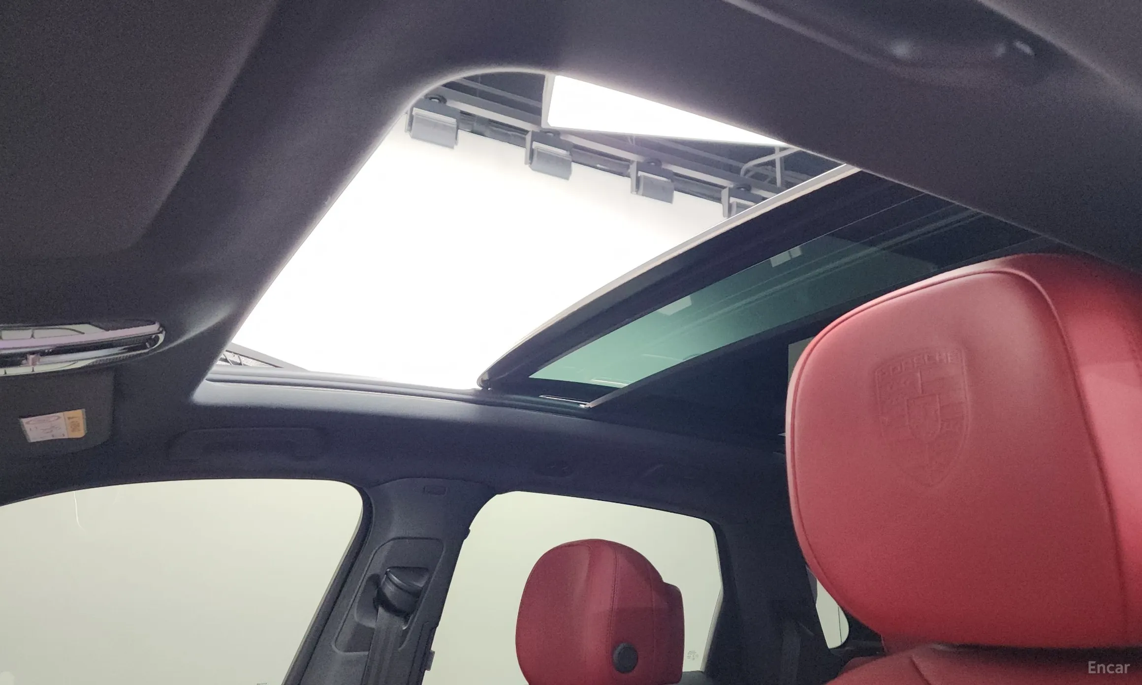 Porsche Cayenne (PO536) превью 19