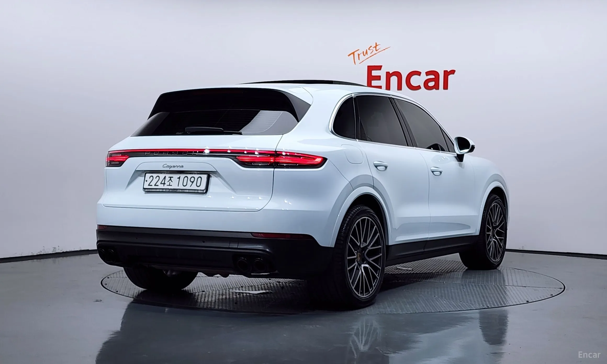 Porsche Cayenne (PO536) превью 4
