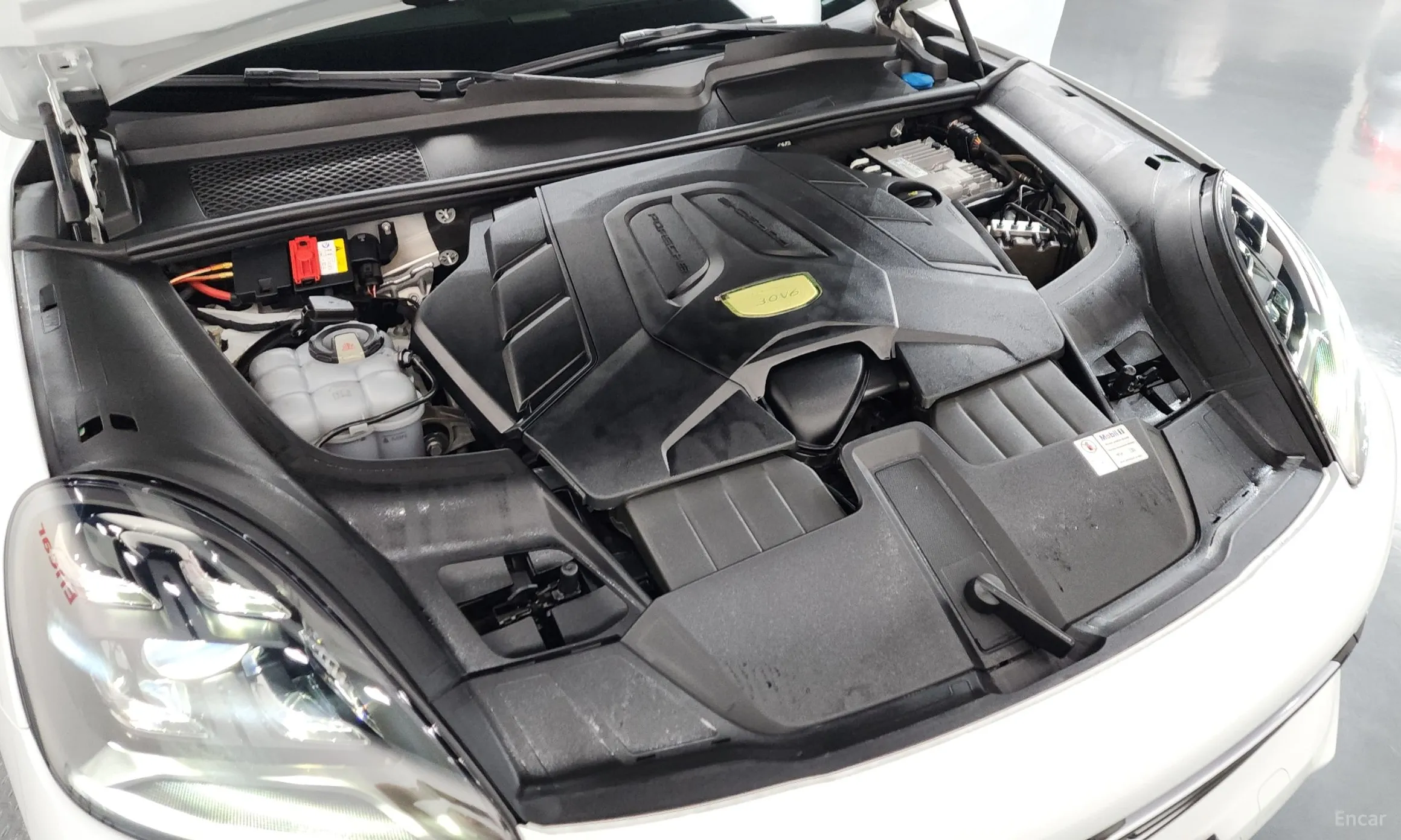 Porsche Cayenne (PO536) превью 6
