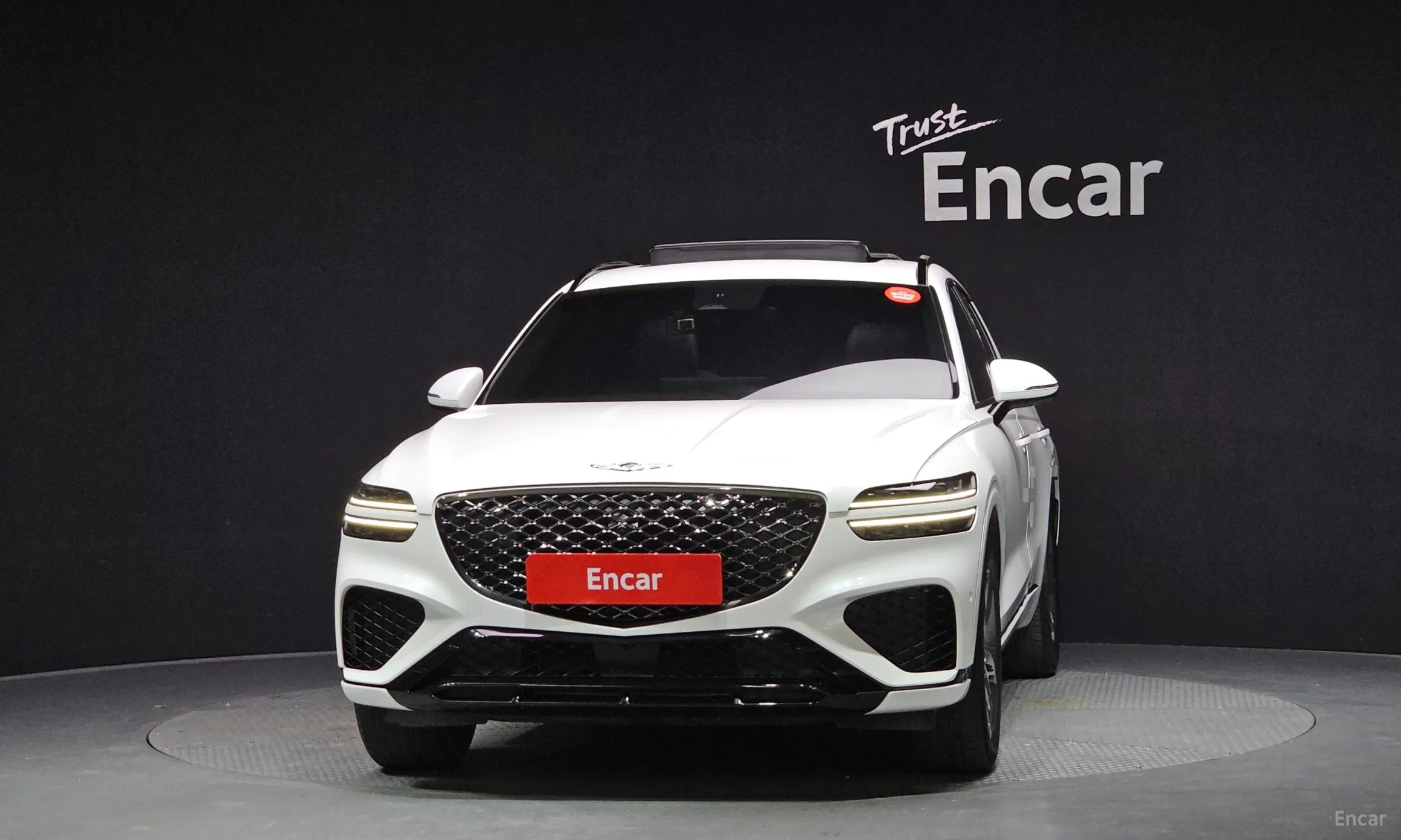 Genesis GV70 превью 3