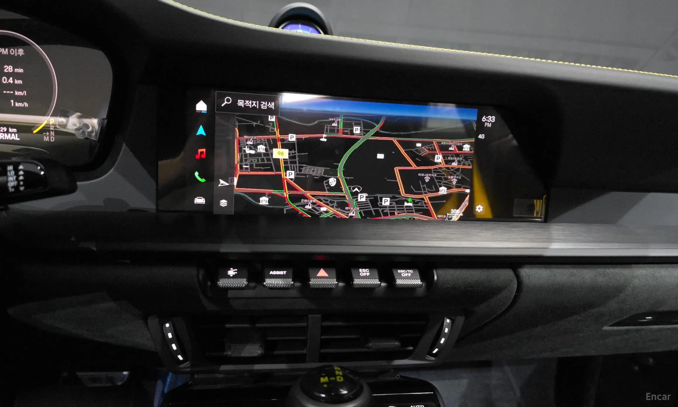 Porsche 911 (992) превью 15