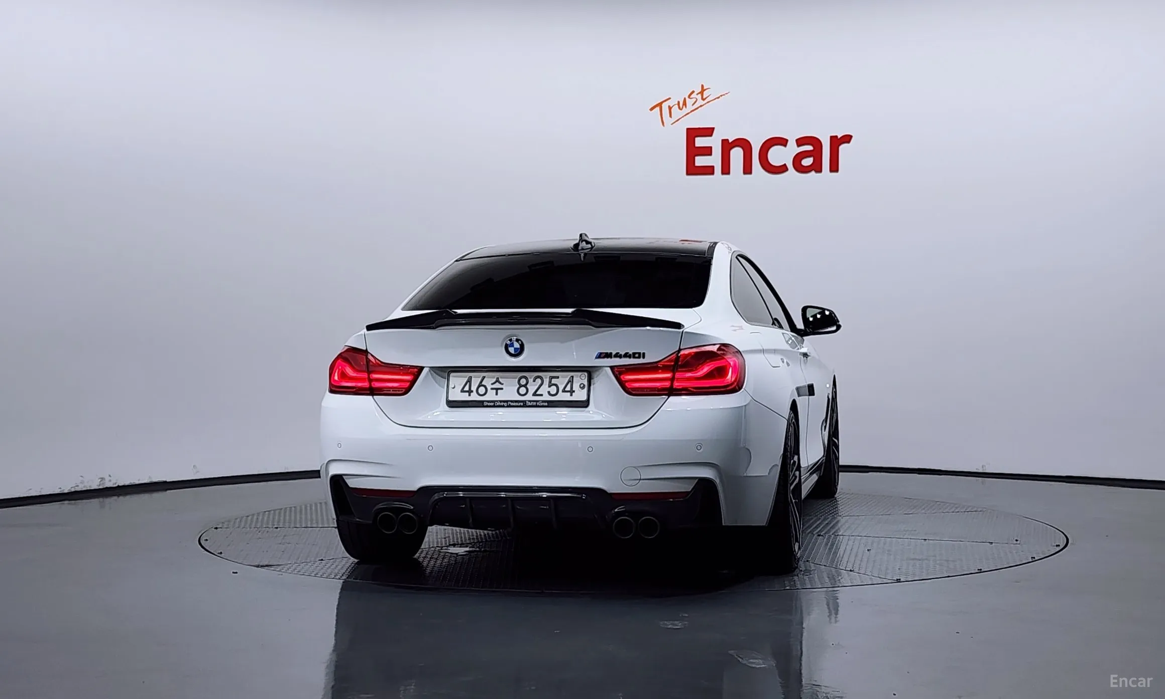 BMW Series 4 (F32) превью 4