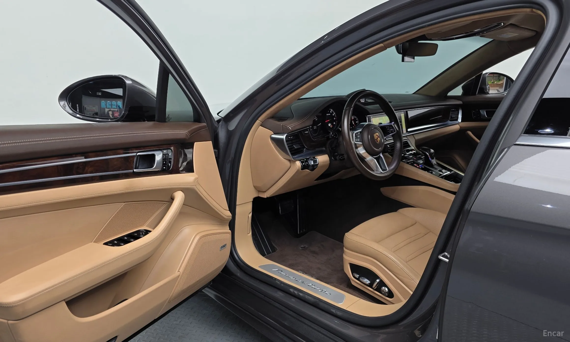 Porsche Panamera (971) превью 10