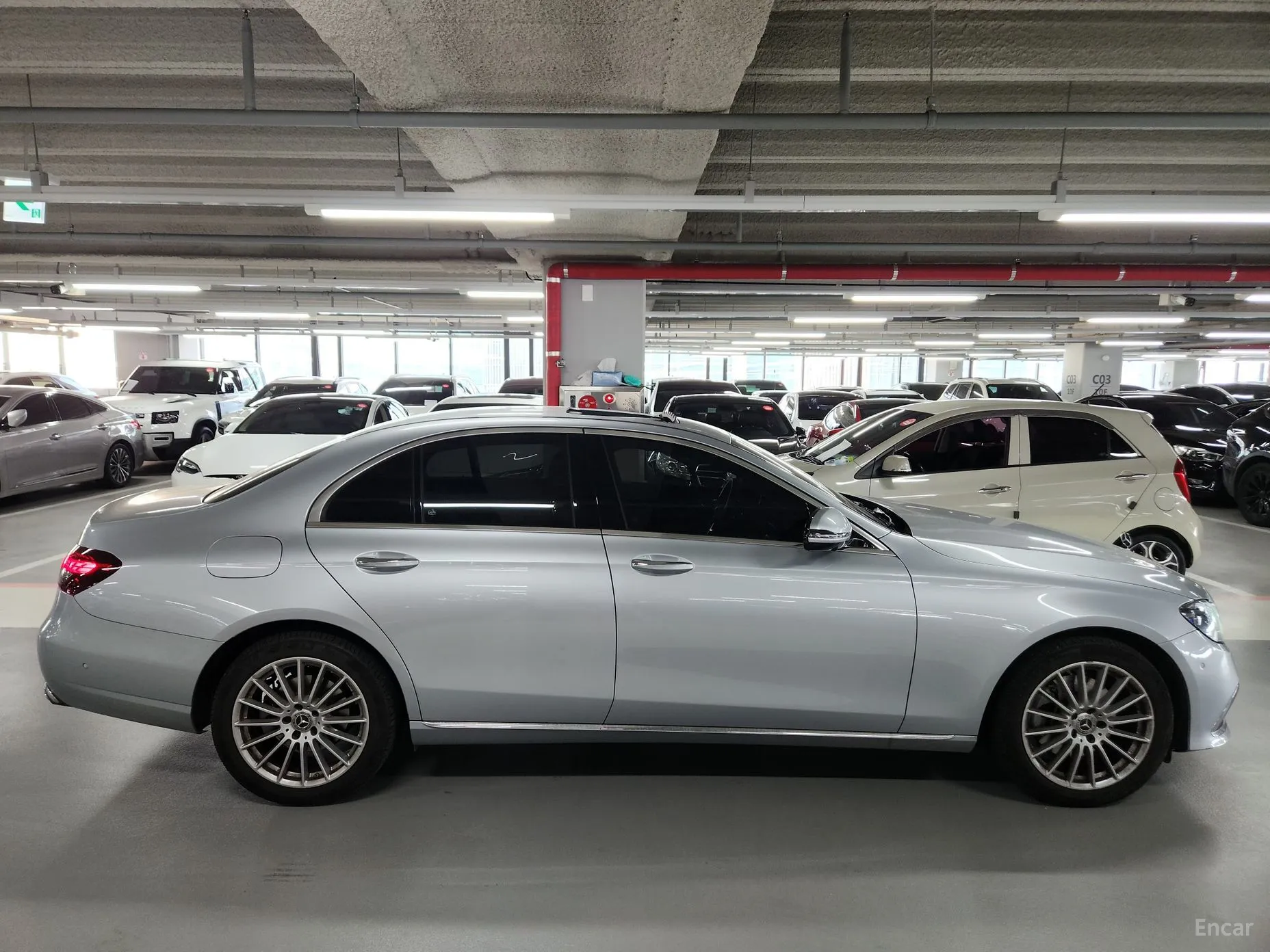 Mercedes Benz E-Class W213 превью 4