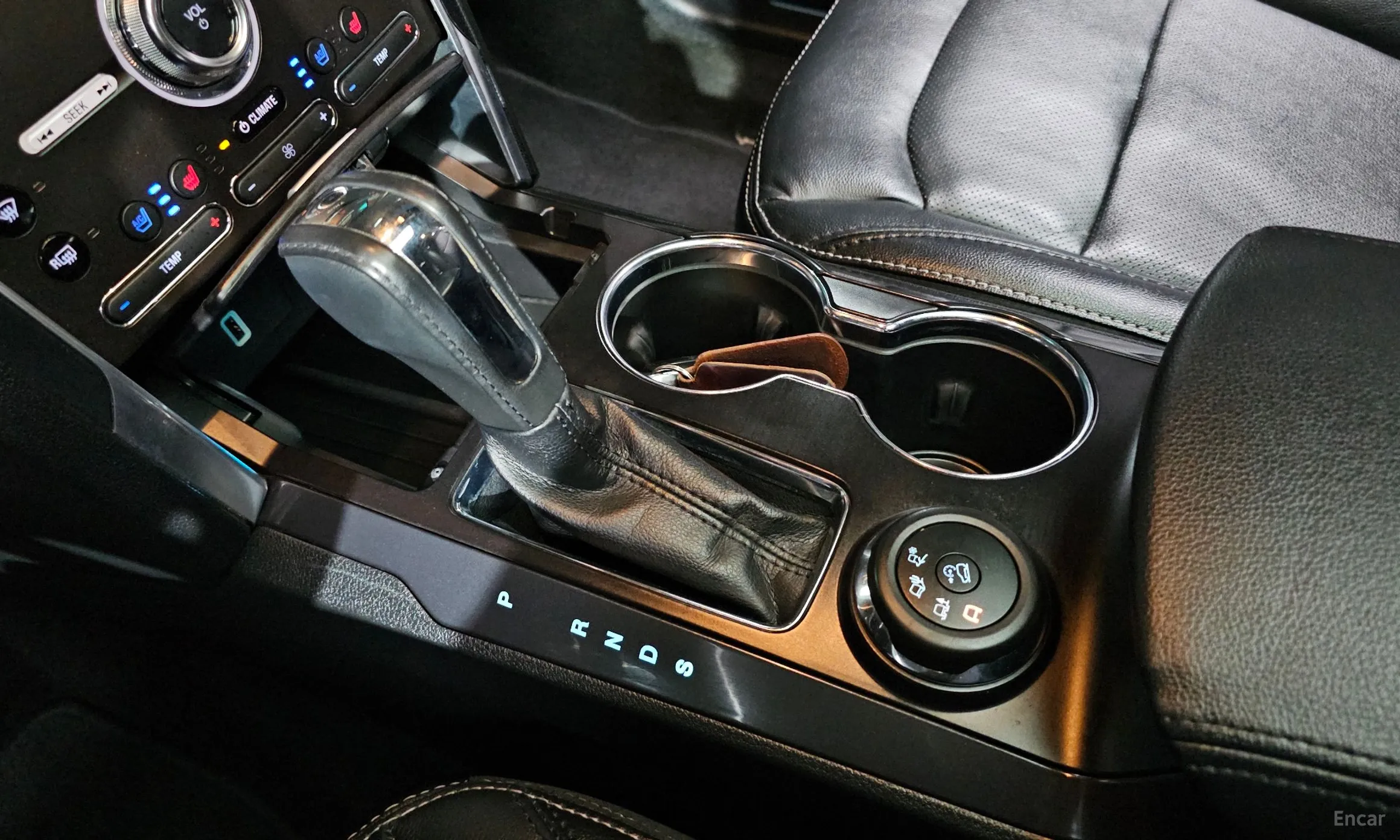Ford Explorer превью 9