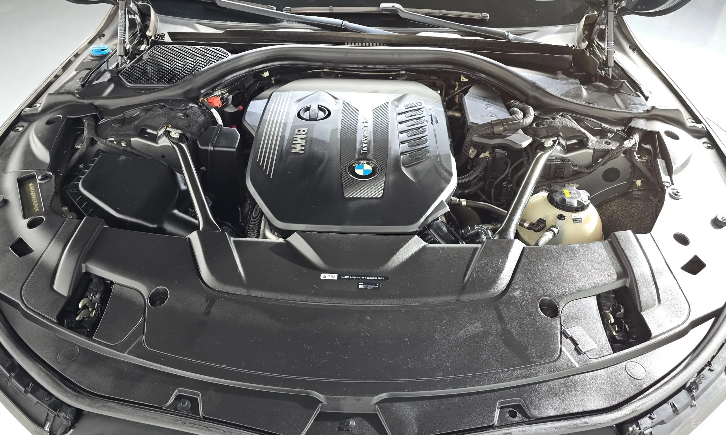 BMW 7 Series (G11) превью 6
