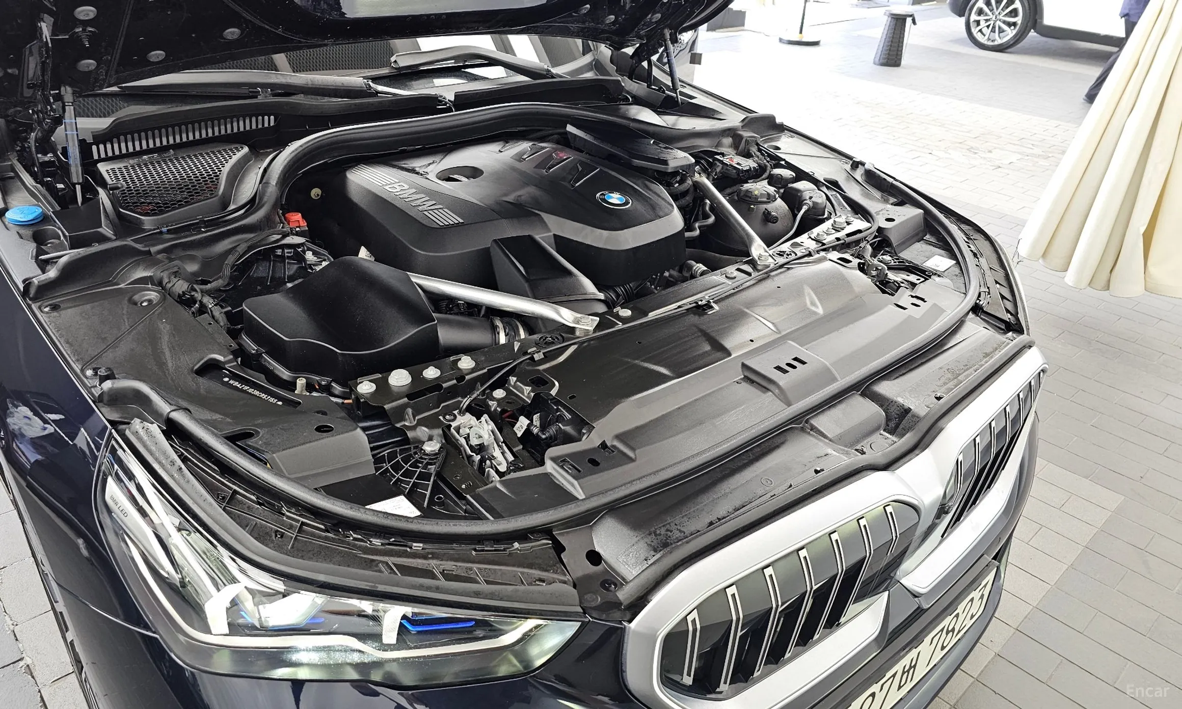 BMW 5 Series (G60) превью 6