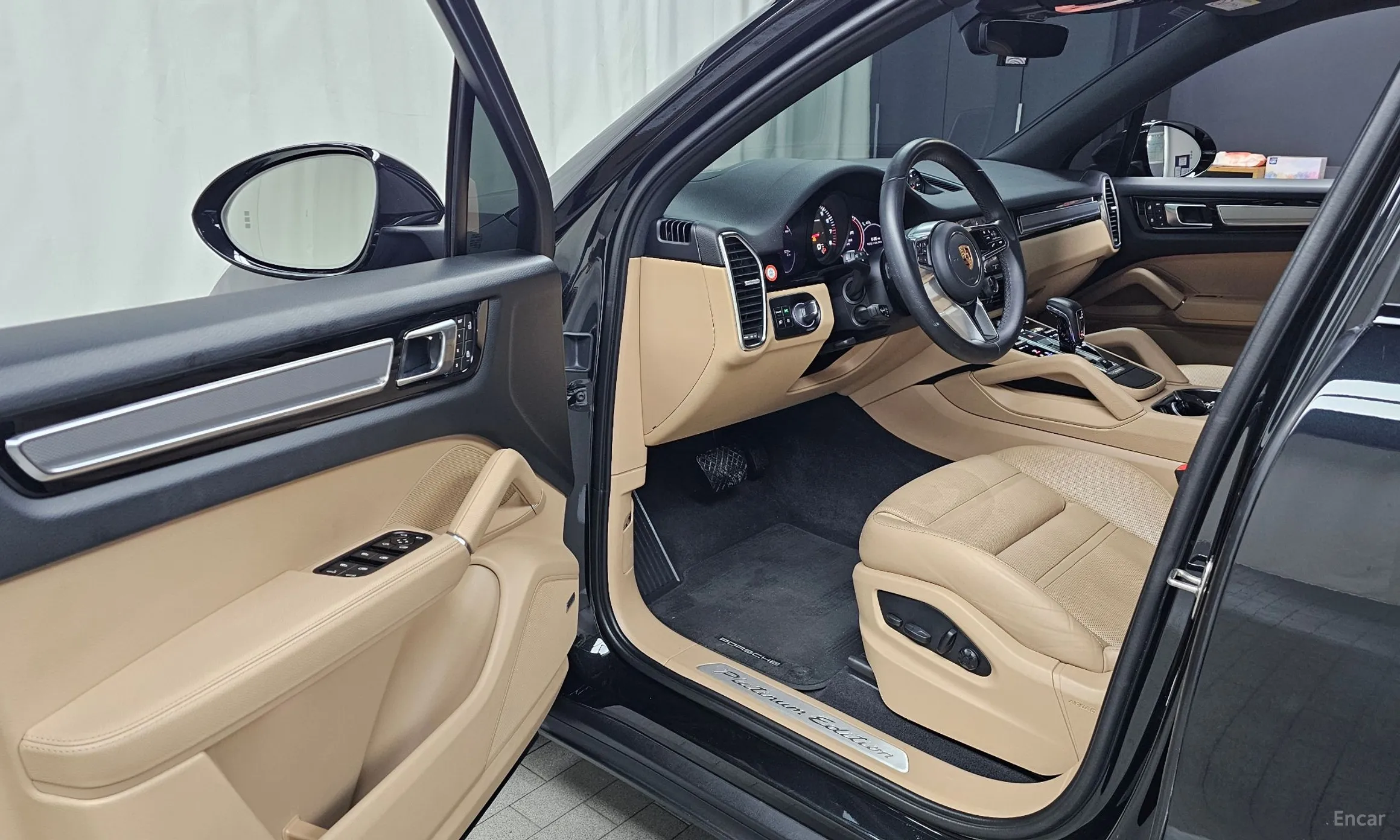 Porsche Cayenne (PO536) превью 10