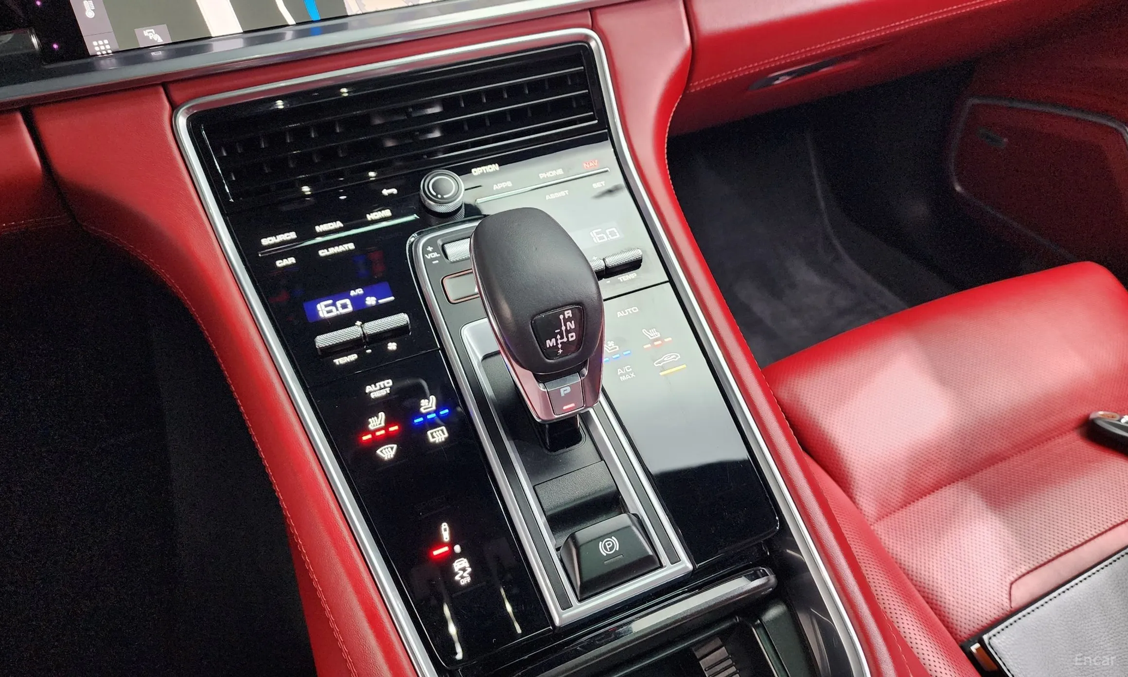 Porsche Panamera (971) превью 9