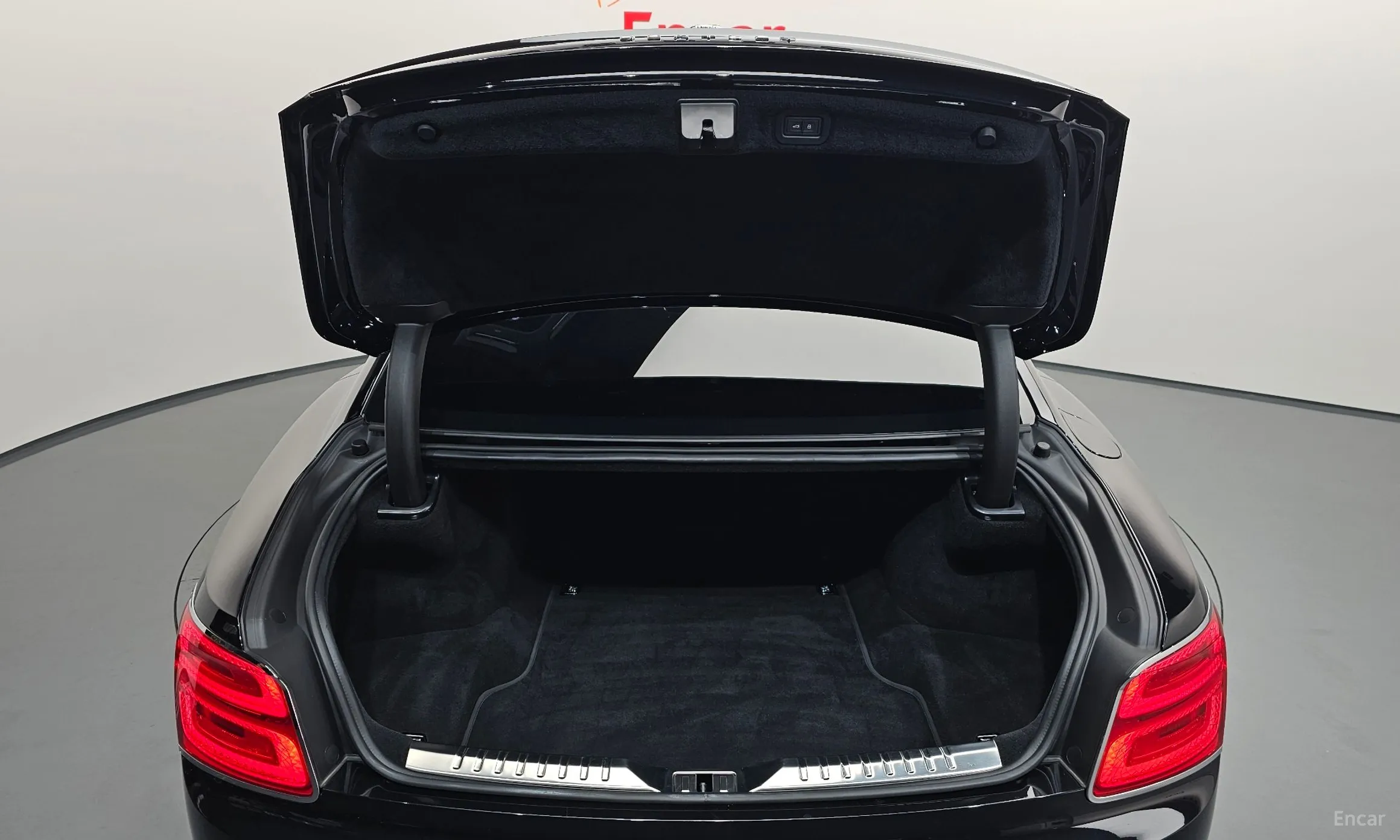 Bentley Flying Spur 3rd Generation превью 18