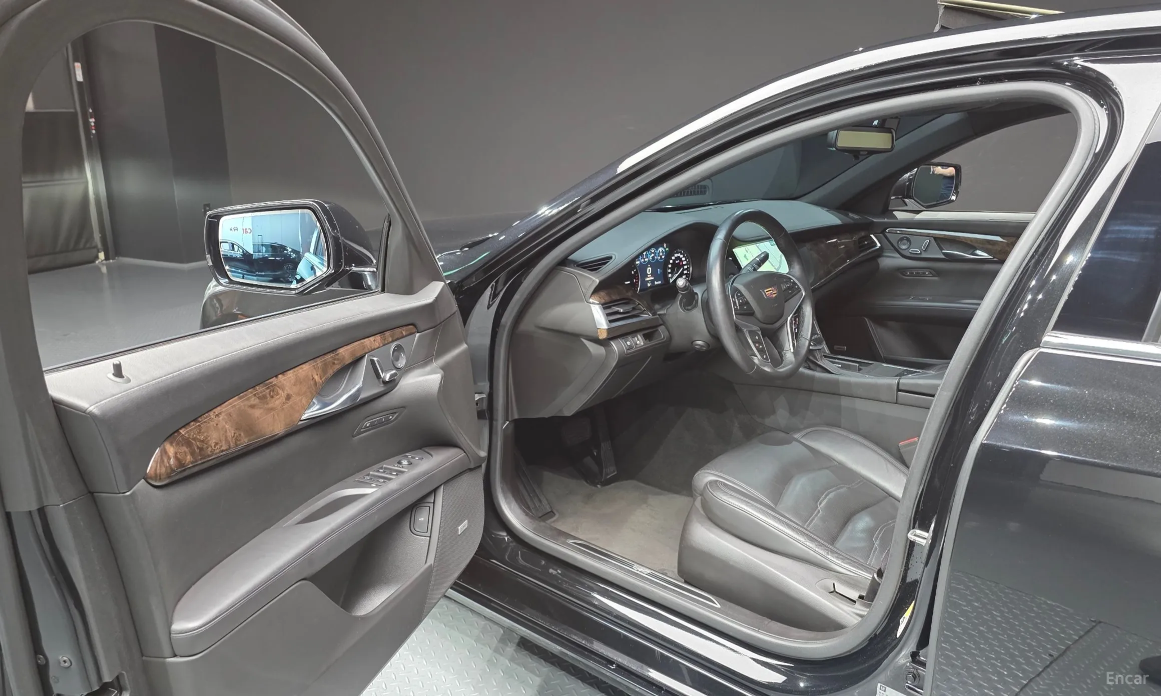 Cadillac CT6 превью 10