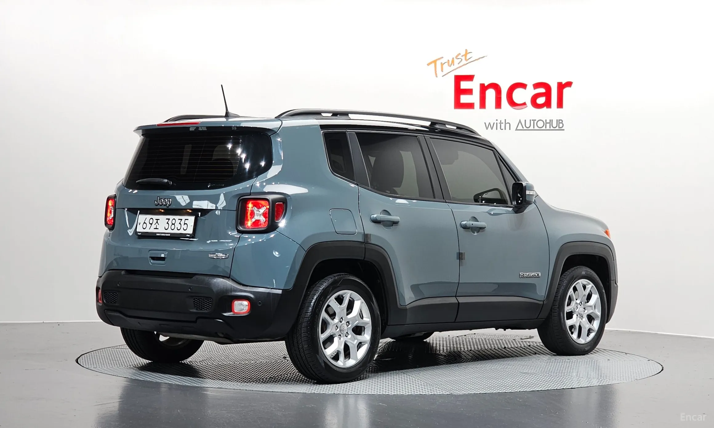 Jeep Renegade превью 2